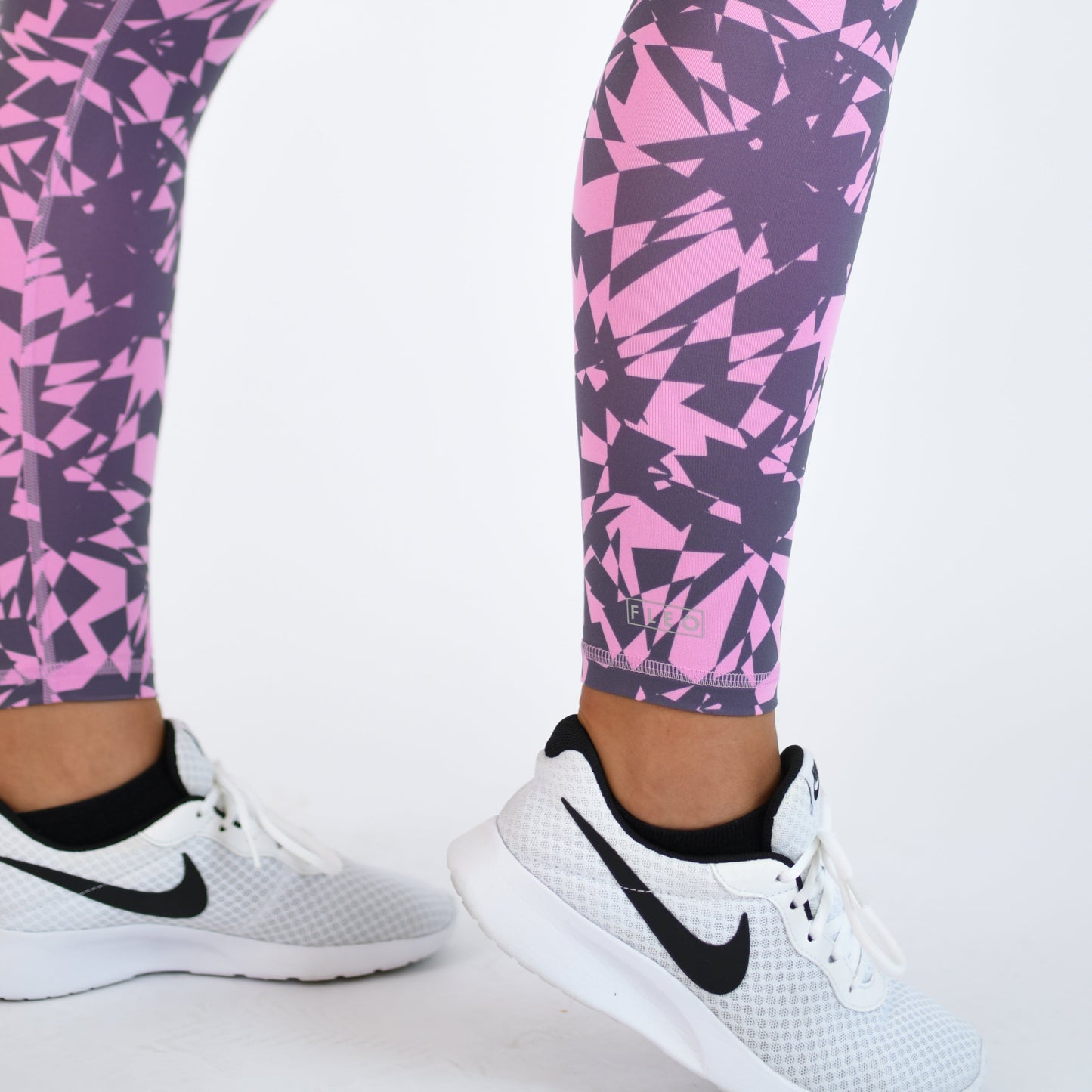 FLEO - El Toro Leggings 25" - High Rise - Leggings - CyclamenFracture-4