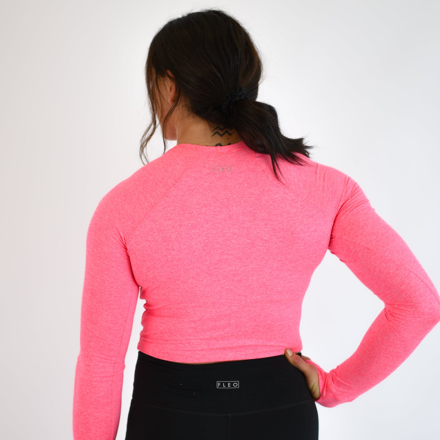 FLEO - Foundation Crop Long Sleeve - Long Sleeve - HEP-5_9103b296-4aa5-47b4-9103-90f02190a9ed