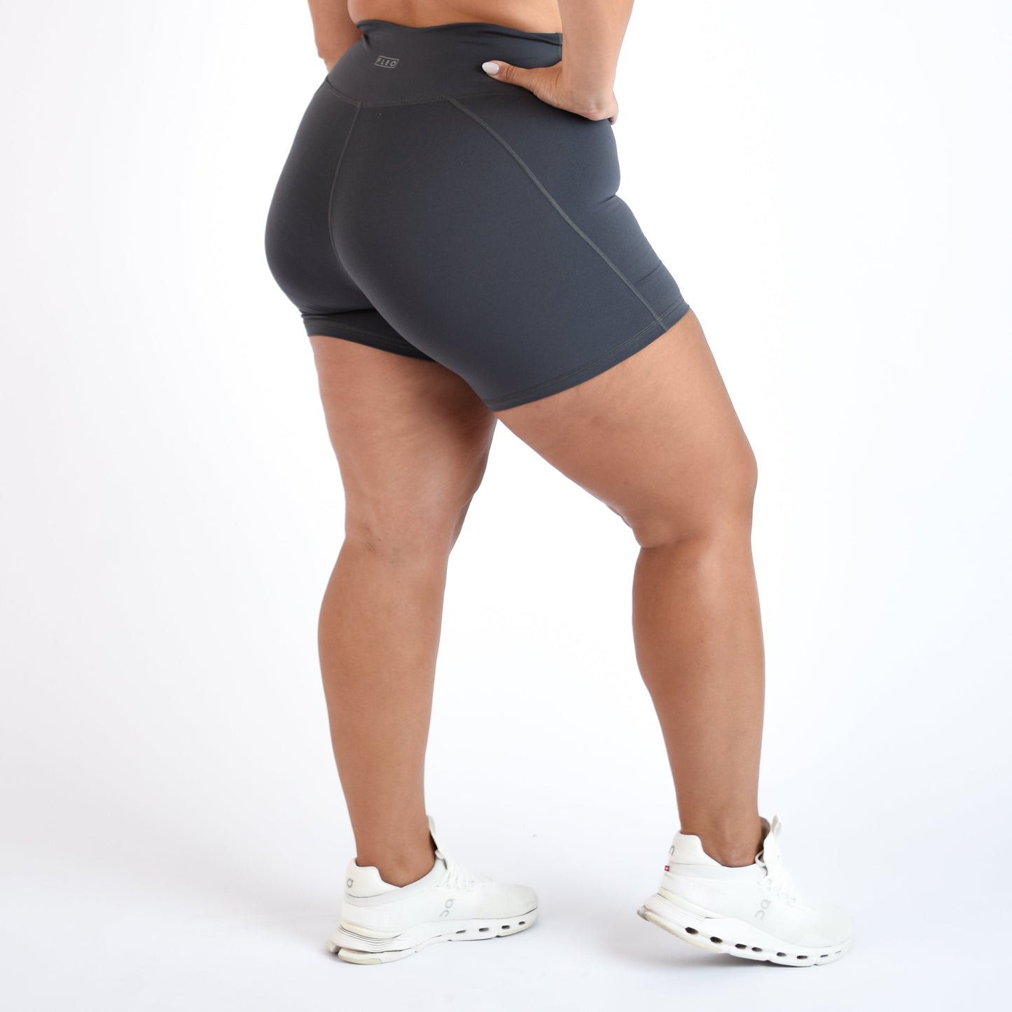 FLEO - Charge Short 5"- No Front Seam - Higher Rise - Shorts - asphalt-4_c00fed5e-7728-4ed0-889a-96c805af1b6b