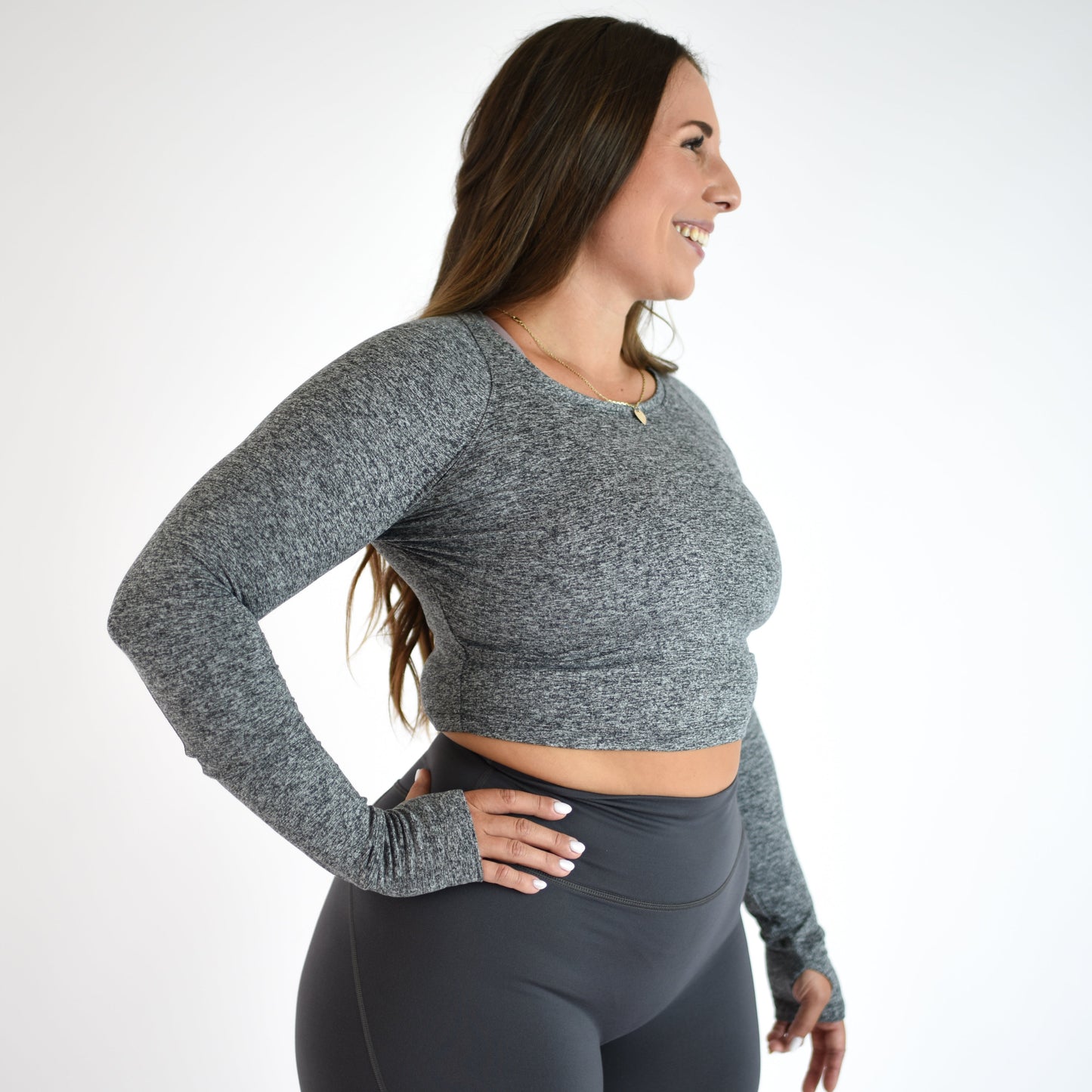 FLEO - Foundation Crop Long Sleeve - Long Sleeve - asphalt-5_33aeffb6-3053-4083-a894-a3e81a48efd0