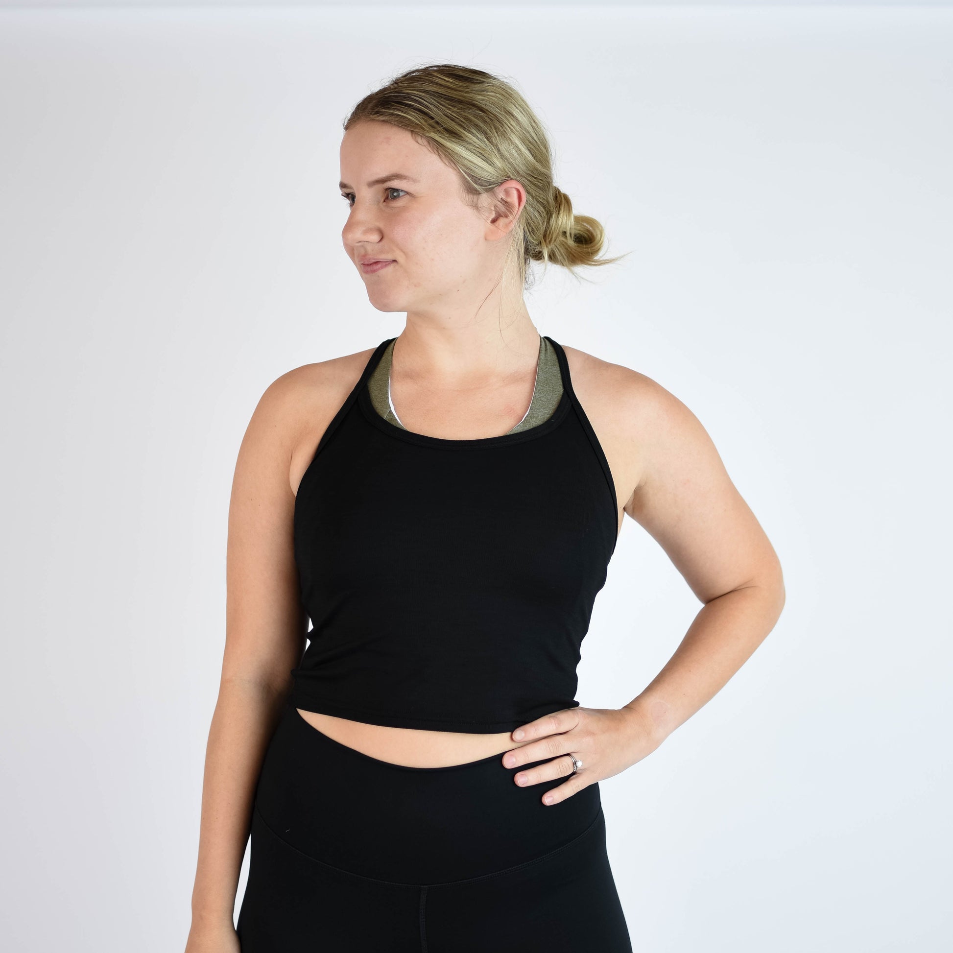 FLEO - Switch Up Crop Tank - Fitted - Tank - black-1_32f2f220-5fbc-43ae-a6cc-175d30ec4d0d