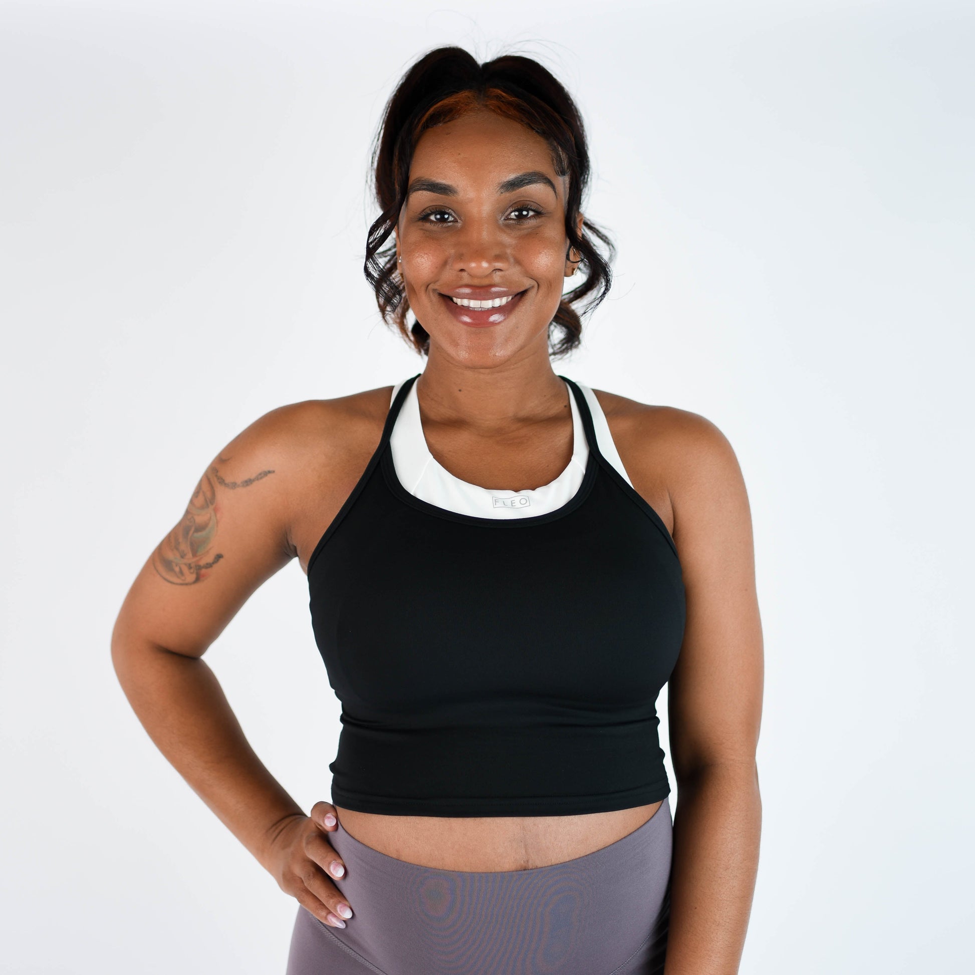 FLEO - Switch Up Crop Tank - Fitted - Tank - black-2_7795feb7-233c-4133-a0bc-0082acbd4cad