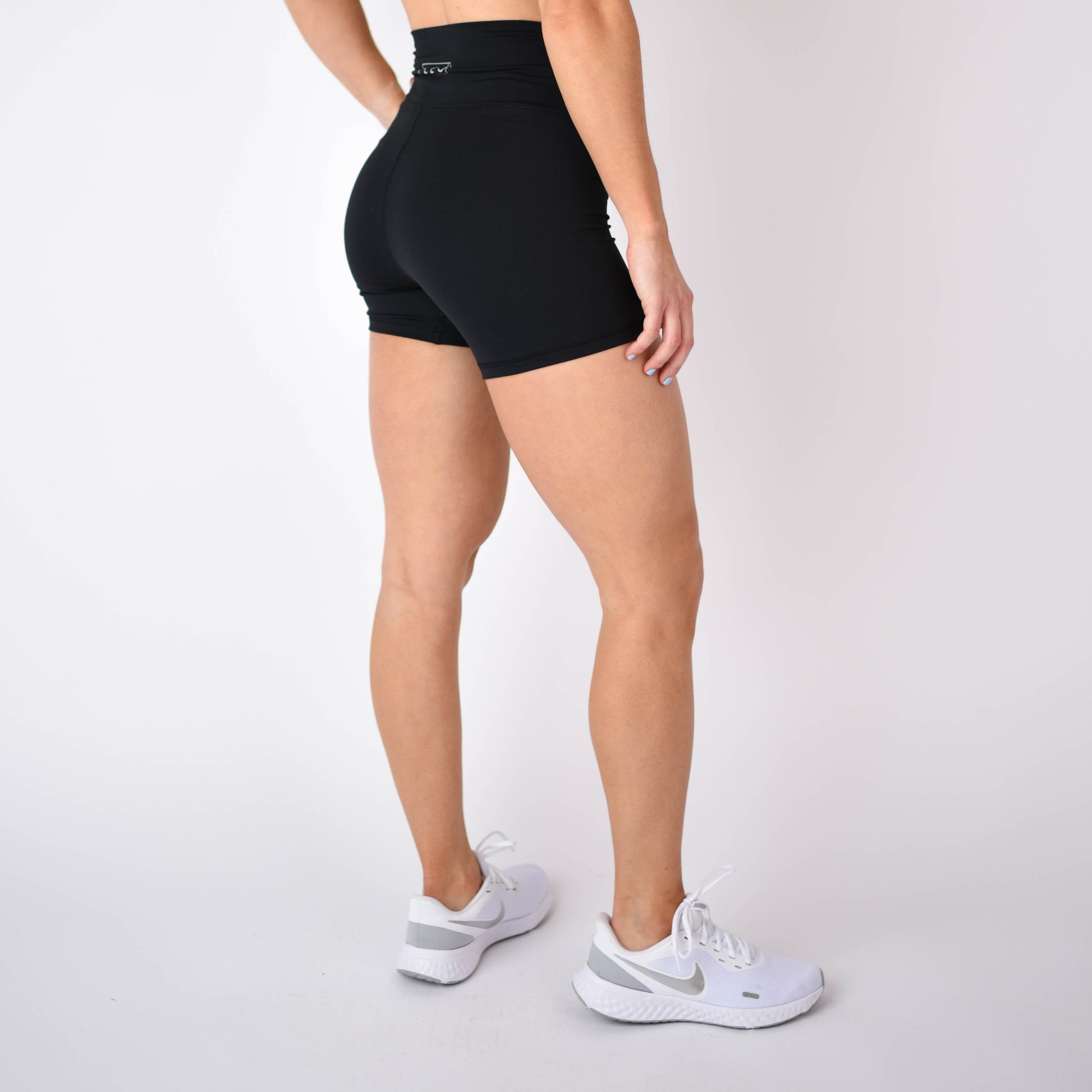 FLEO - True High Short 4" - Higher Rise - Shorts - black-4_89d756a8-d6d0-425a-8837-2eb1e802ee3b