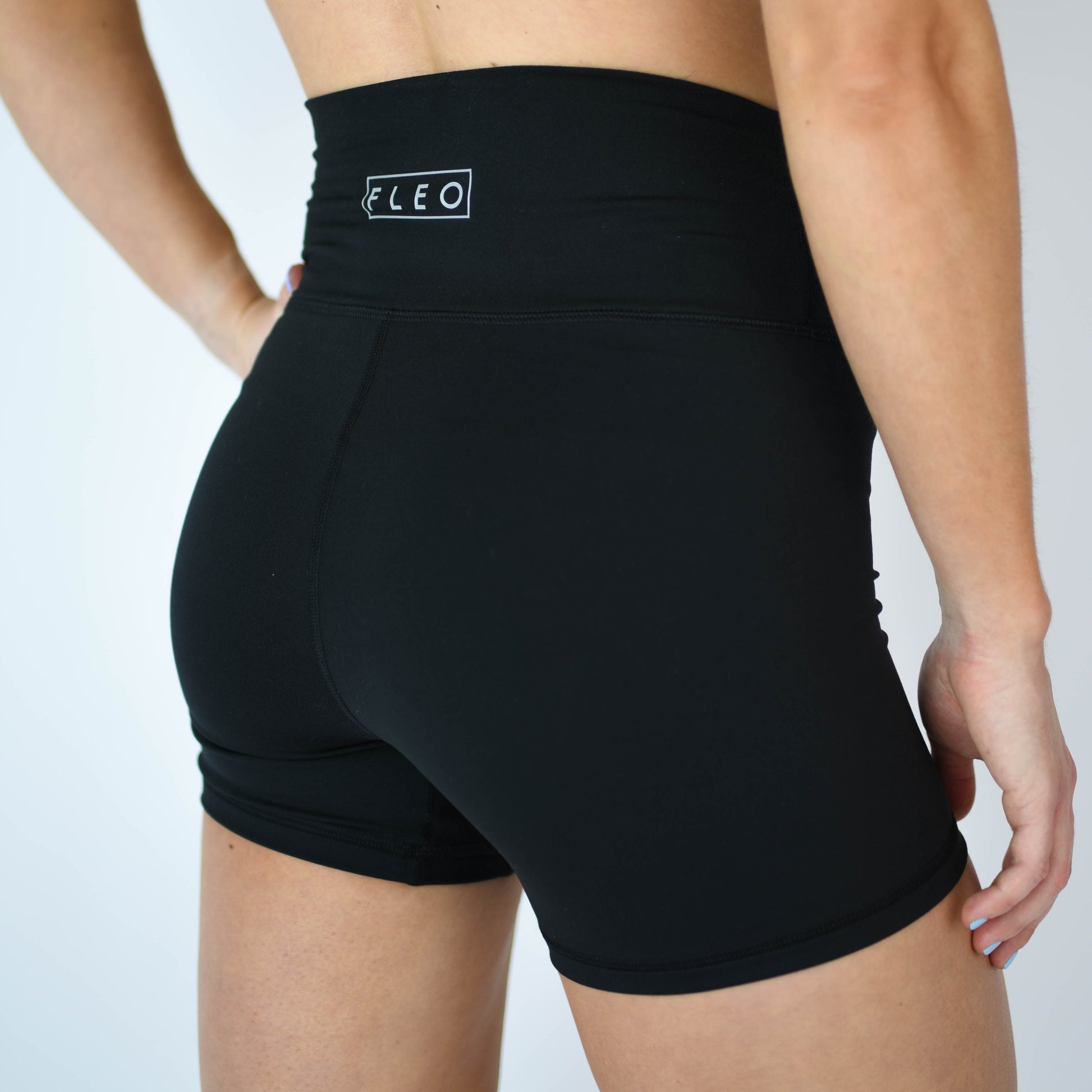FLEO - True High Short 4" - Higher Rise - Shorts - black-5_6f213449-5187-452d-974c-31063d075696