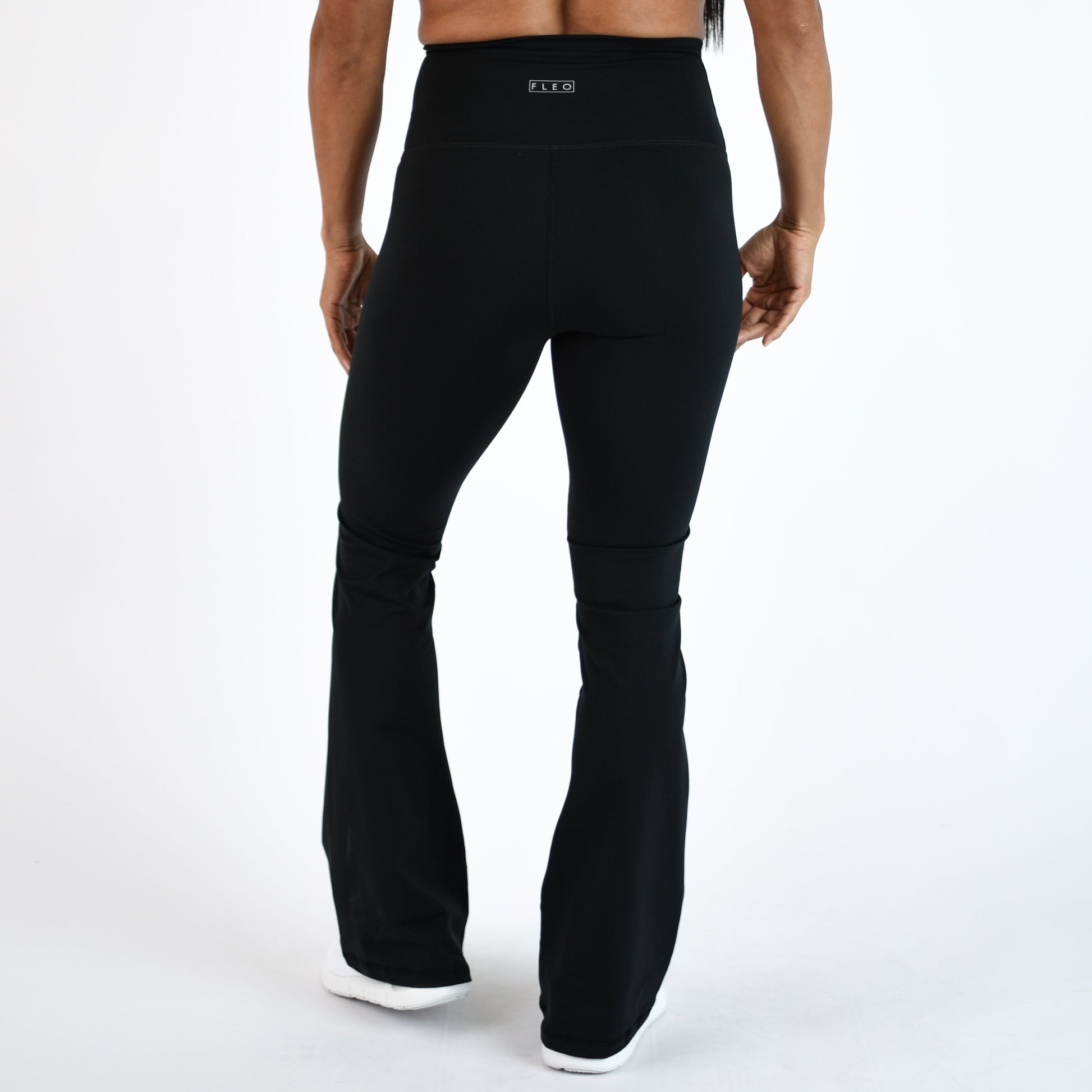 FLEO - Flare Legging - Higher Rise - Leggings - black-flare-5