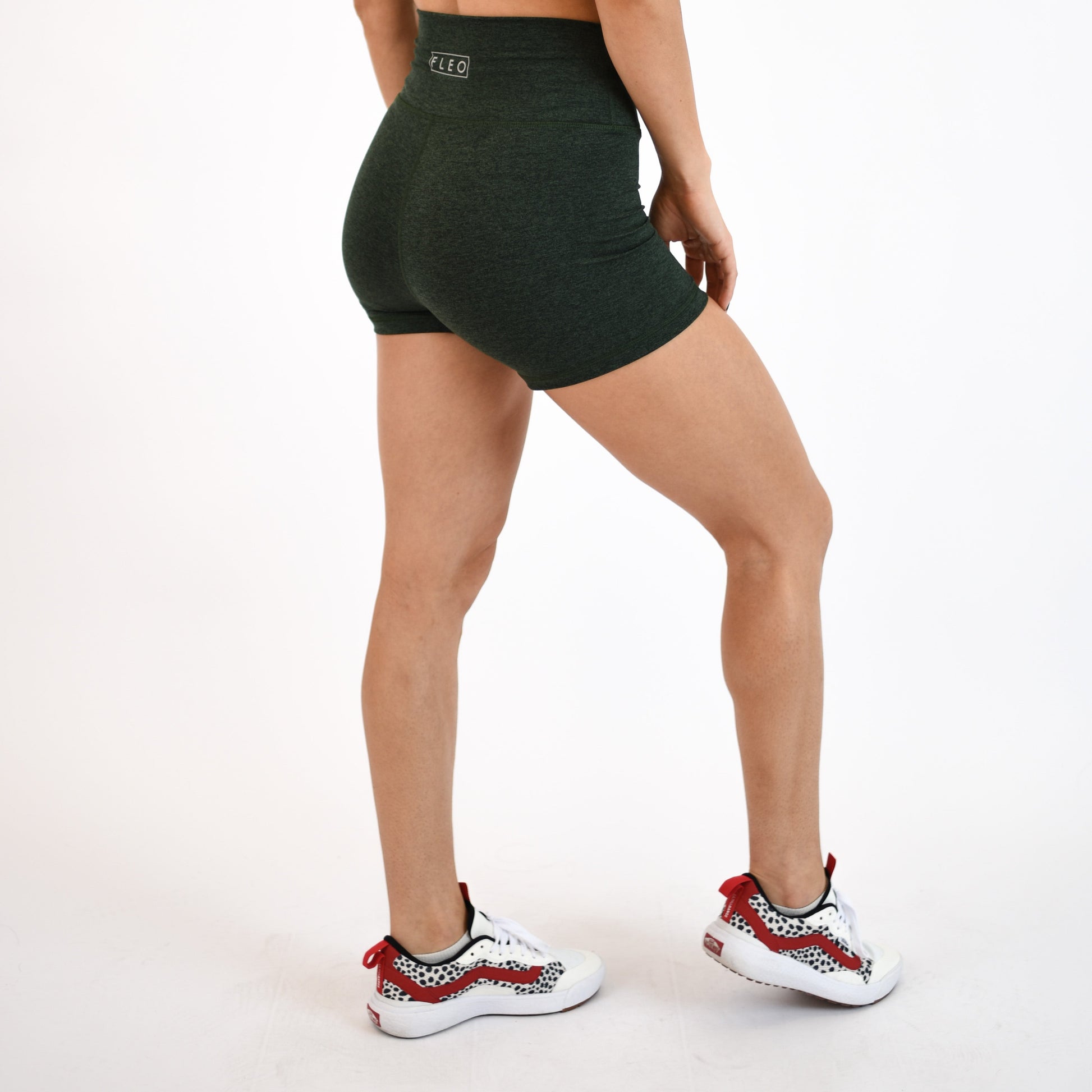 FLEO - V Waistband Short 3.5" - High Rise - Shorts - black-forest-5_c8d670a1-e562-4515-aea0-241a41d278c5