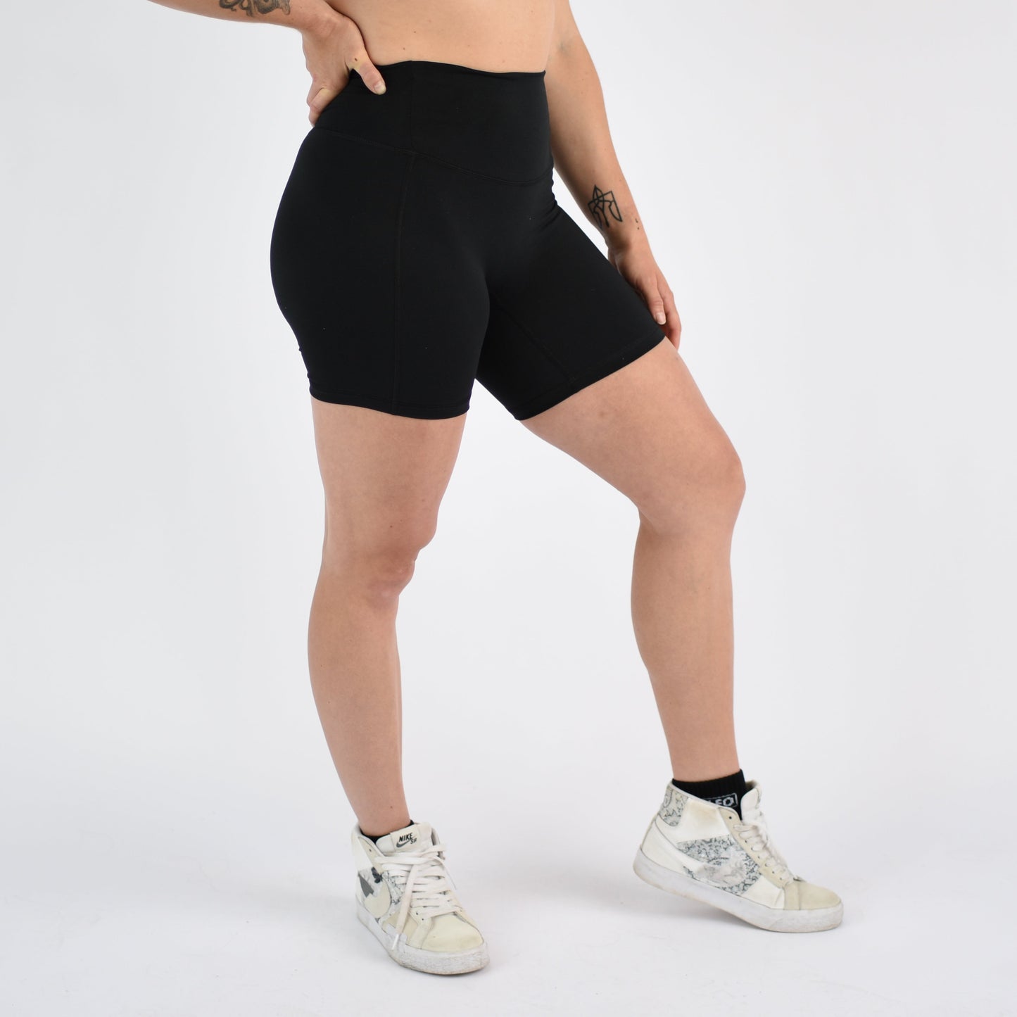 FLEO - Pedal Short 6" - No Front Seam - Higher Rise - Shorts - black-pedal-2