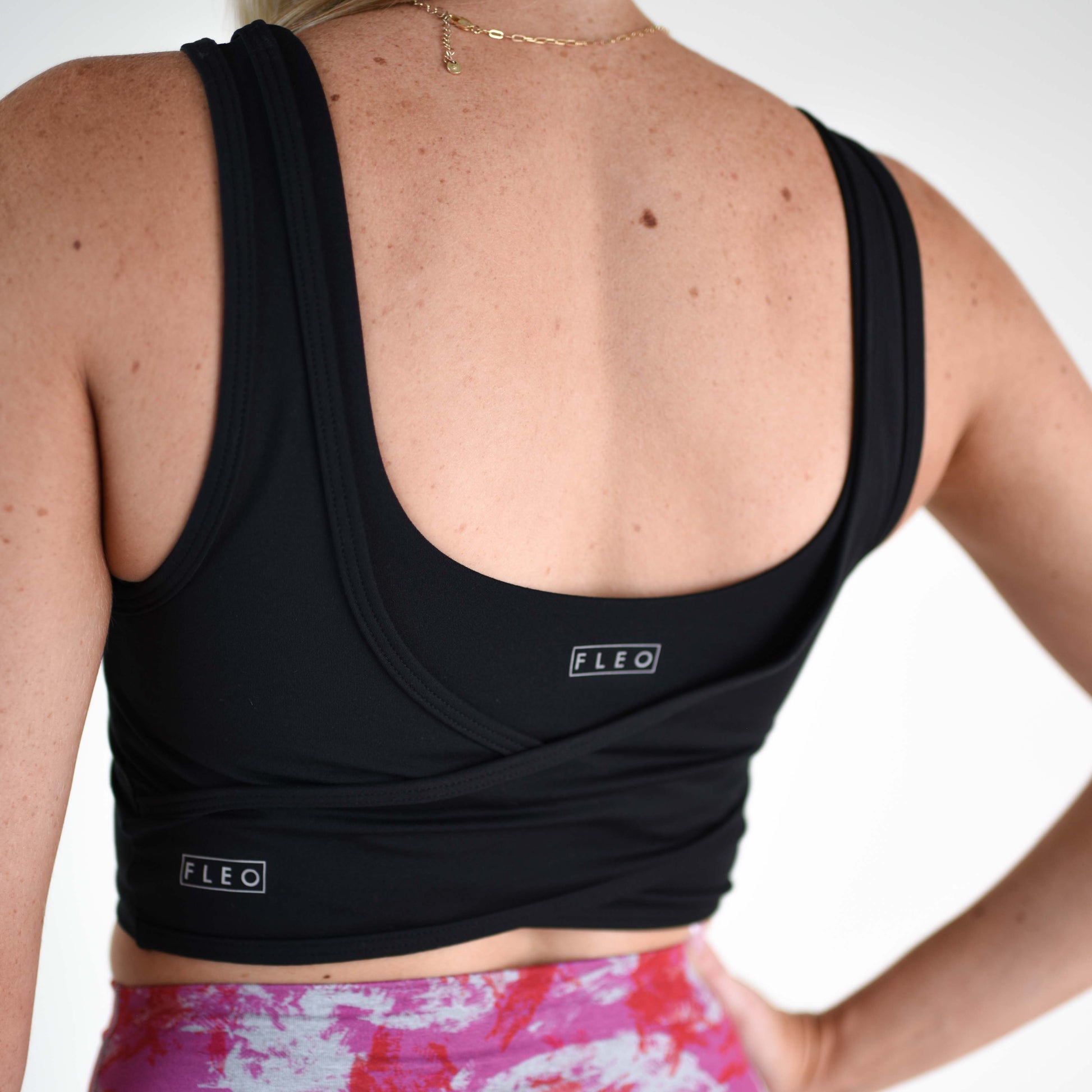 FLEO - Wrap Crop Tank - Fitted - Tank - black-wrap-7
