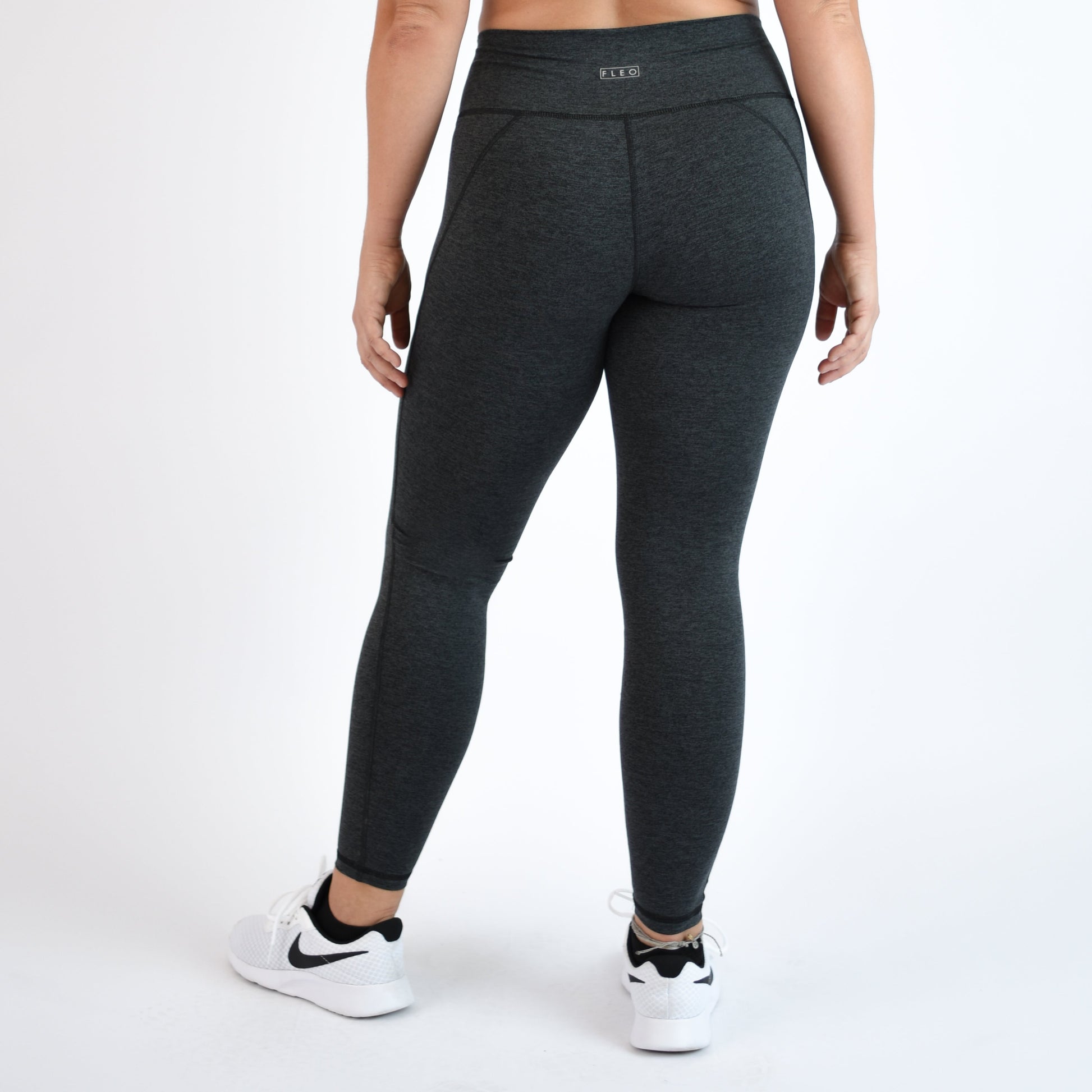 FLEO - Charge Leggings 25" - No Front Seam - Higher Rise - Leggings - charcoal-5_487608fd-cb7e-4ba1-b522-8a00a40fc95f