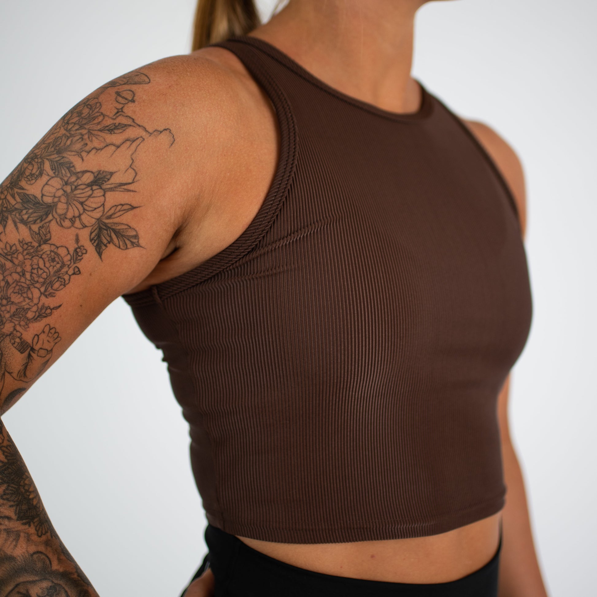 FLEO - Tempo Crop Tank - Fitted - Tank - chocolate-4_ce5816a8-68ef-466c-8b2d-991d75ab9f1d