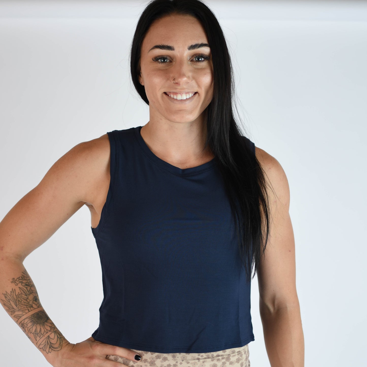 FLEO - Dylan Muscle Crop Tank - Loose Fit - Tank - classic-navy-1_4b03e69a-f21f-4104-9816-db9cfc35dc23