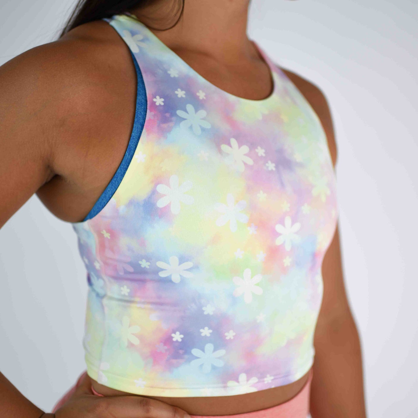 FLEO - Vault Crop Tank - Fitted - Tank - daisy-sherb-3_df6a19c2-1a43-40a7-9448-de05f62ce492
