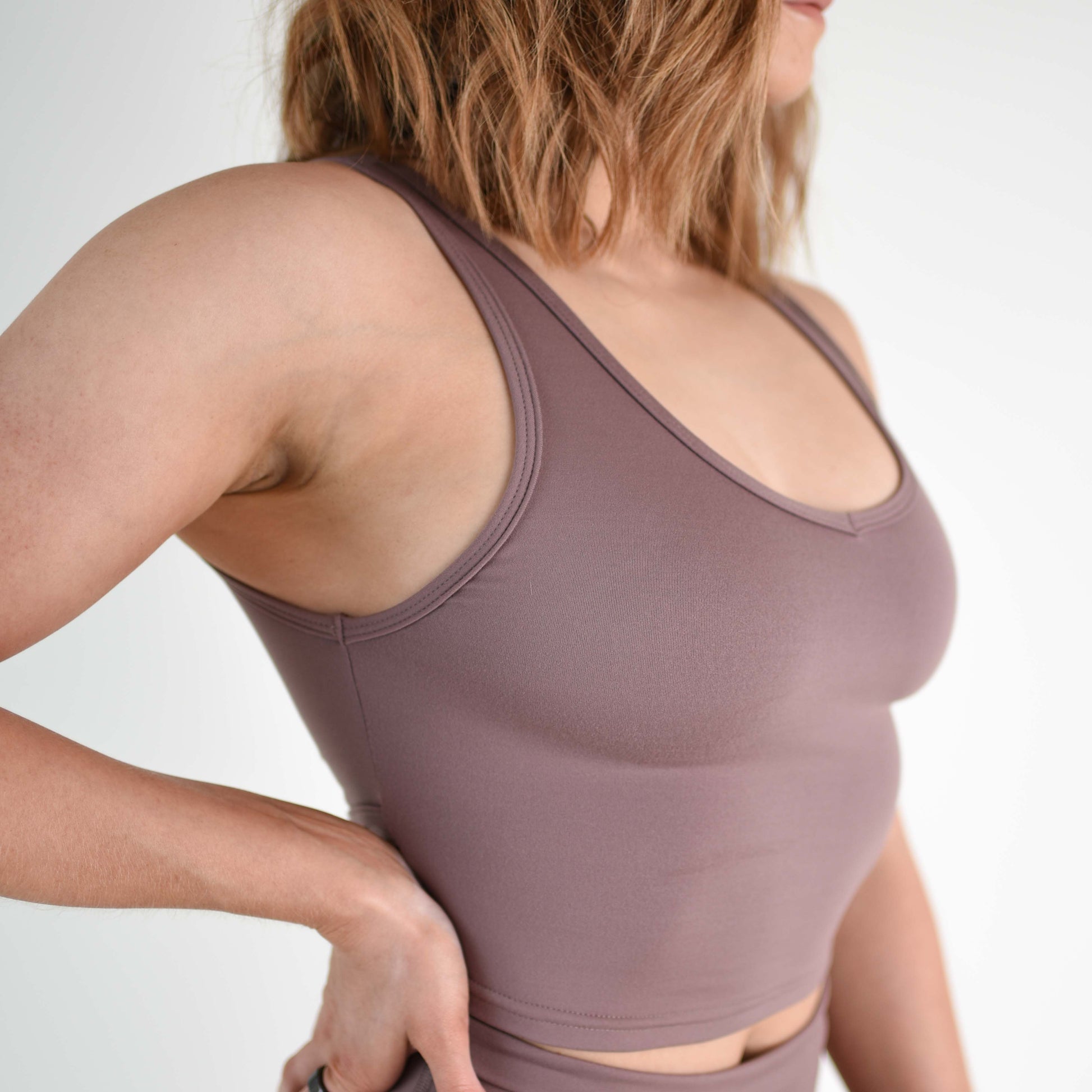 FLEO - Wrap Crop Tank - Fitted - Tank - deep-taupe-megan-3_2d69da4f-3d02-457a-a1e6-e6591923b6d3