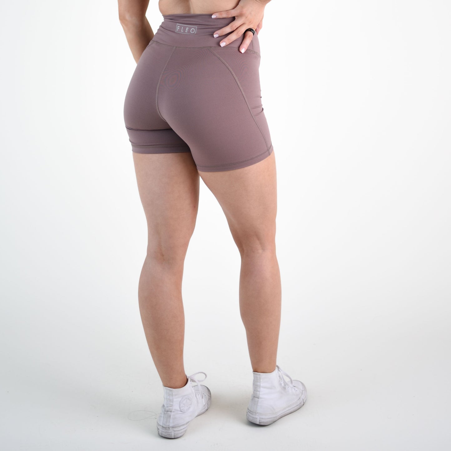 FLEO - Charge Short 5" - No Front Seam - Higher Rise - Shorts - deep-taupe-megan-4
