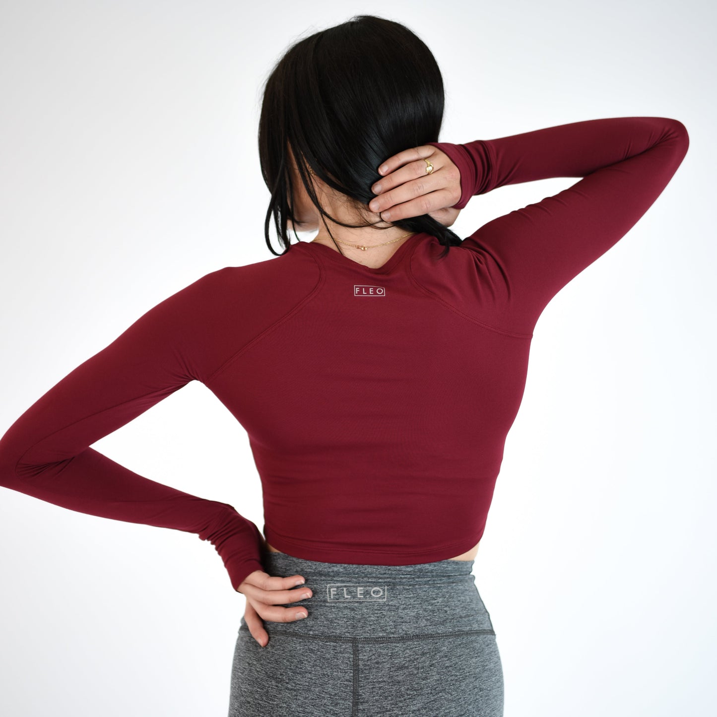 FLEO - Foundation Crop Long Sleeve - Long Sleeve - deepred-5_eca41322-3aac-4baf-b2a4-fce9786889f2