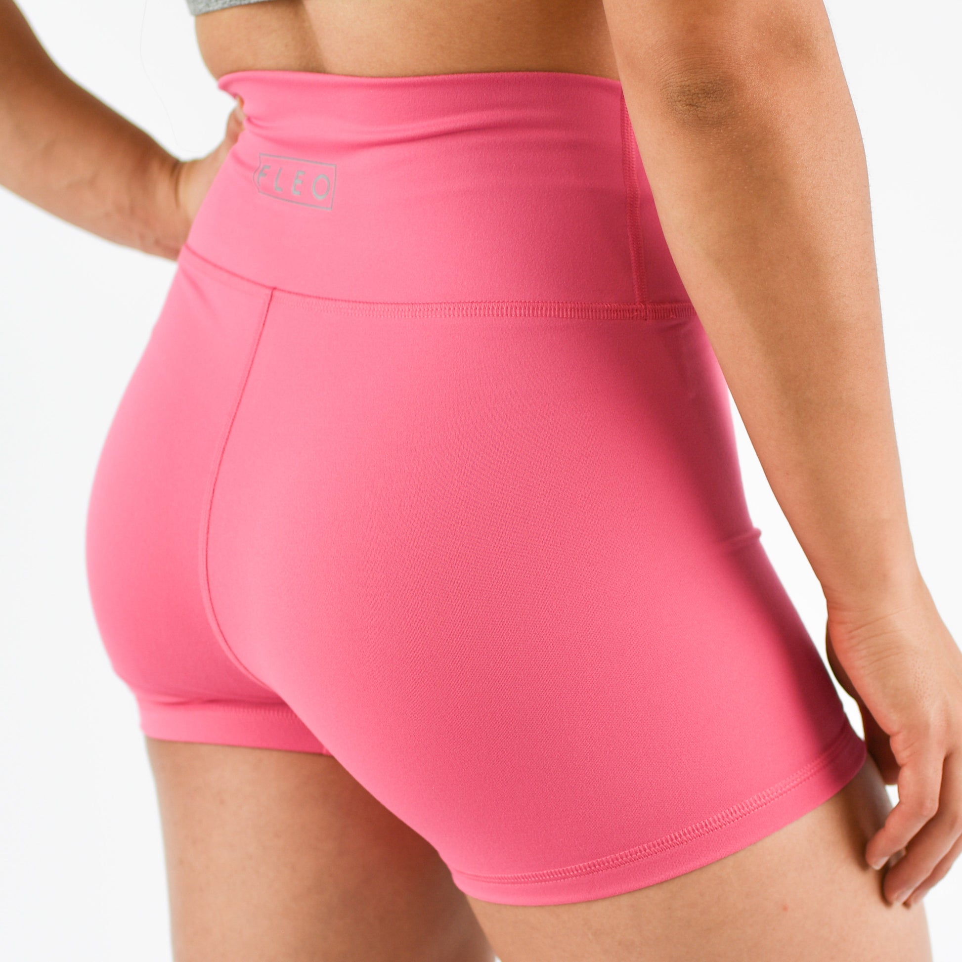 FLEO - V Waistband Short 3.5" - High Rise - Shorts - fandango-pink-7