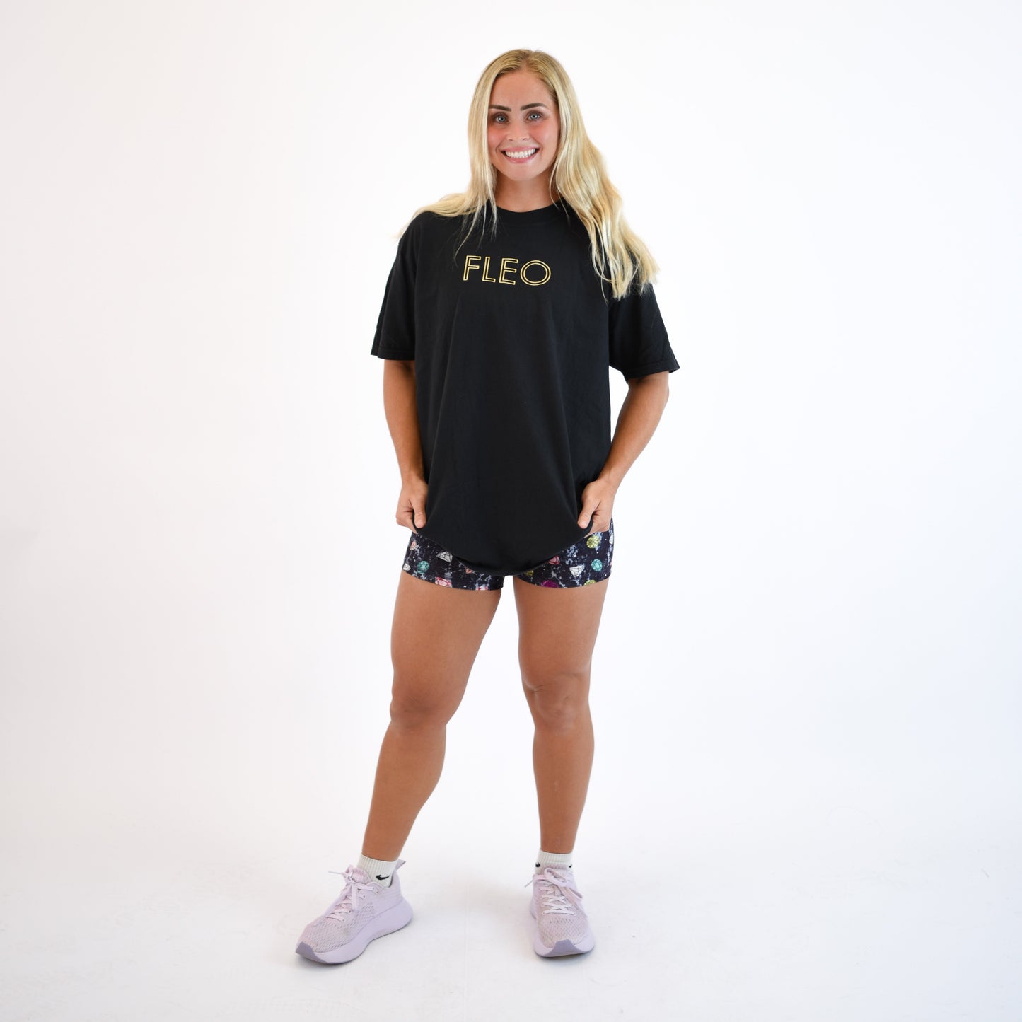 FLEO - FLEO Oversized Tee - T - goldonblack-1