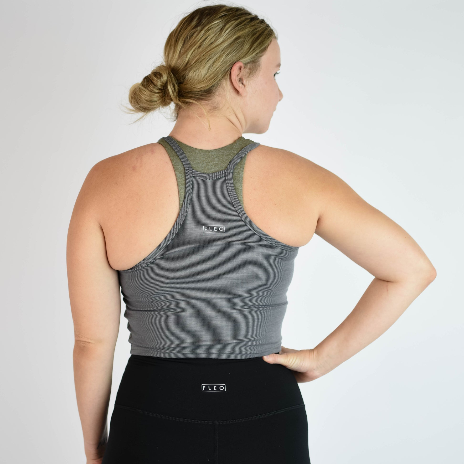 FLEO - Switch Up Crop Tank - Fitted - Tank - gray-black-4
