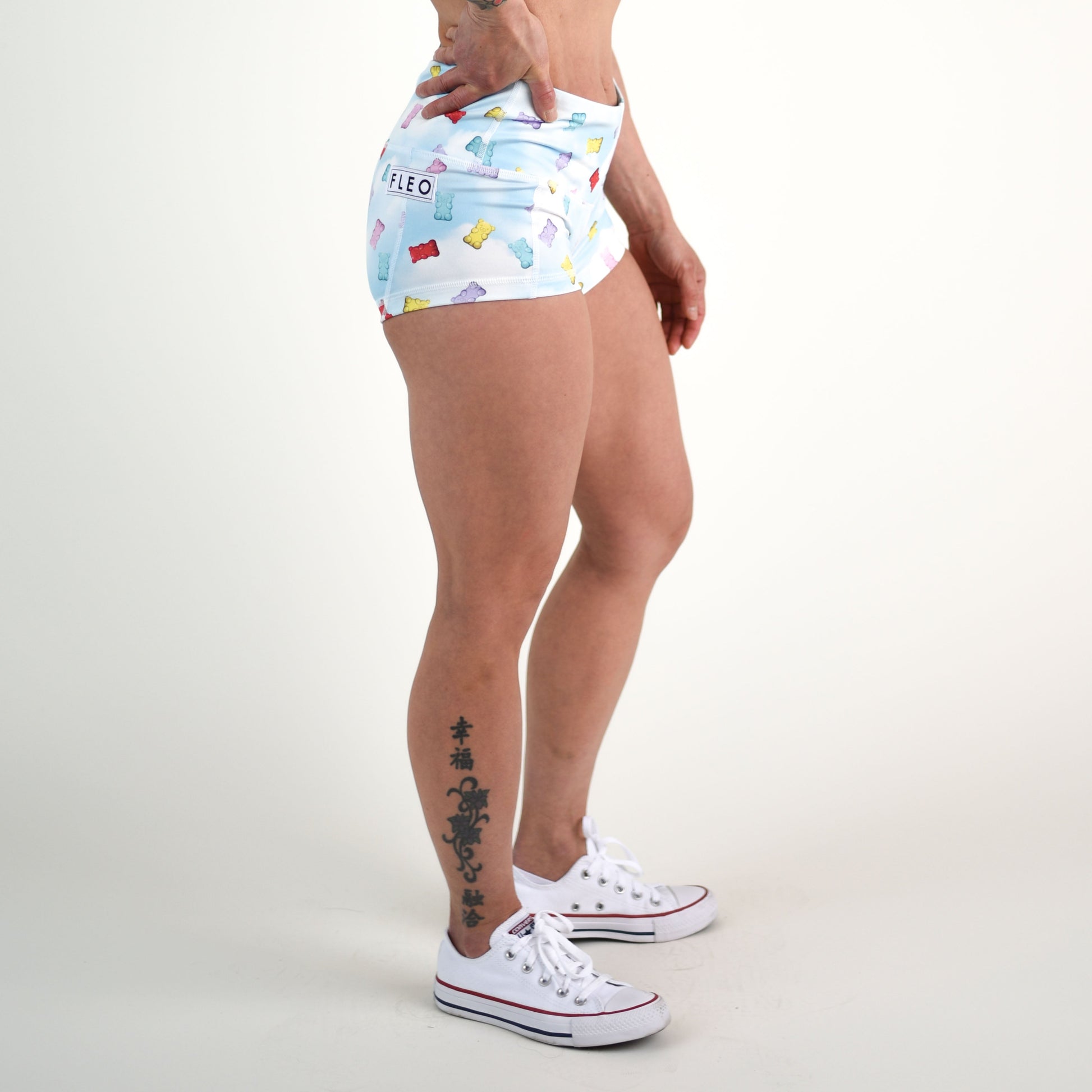 FLEO - Gummy Bear Sky Low Rise Contour - Shorts - gummy-bear-2