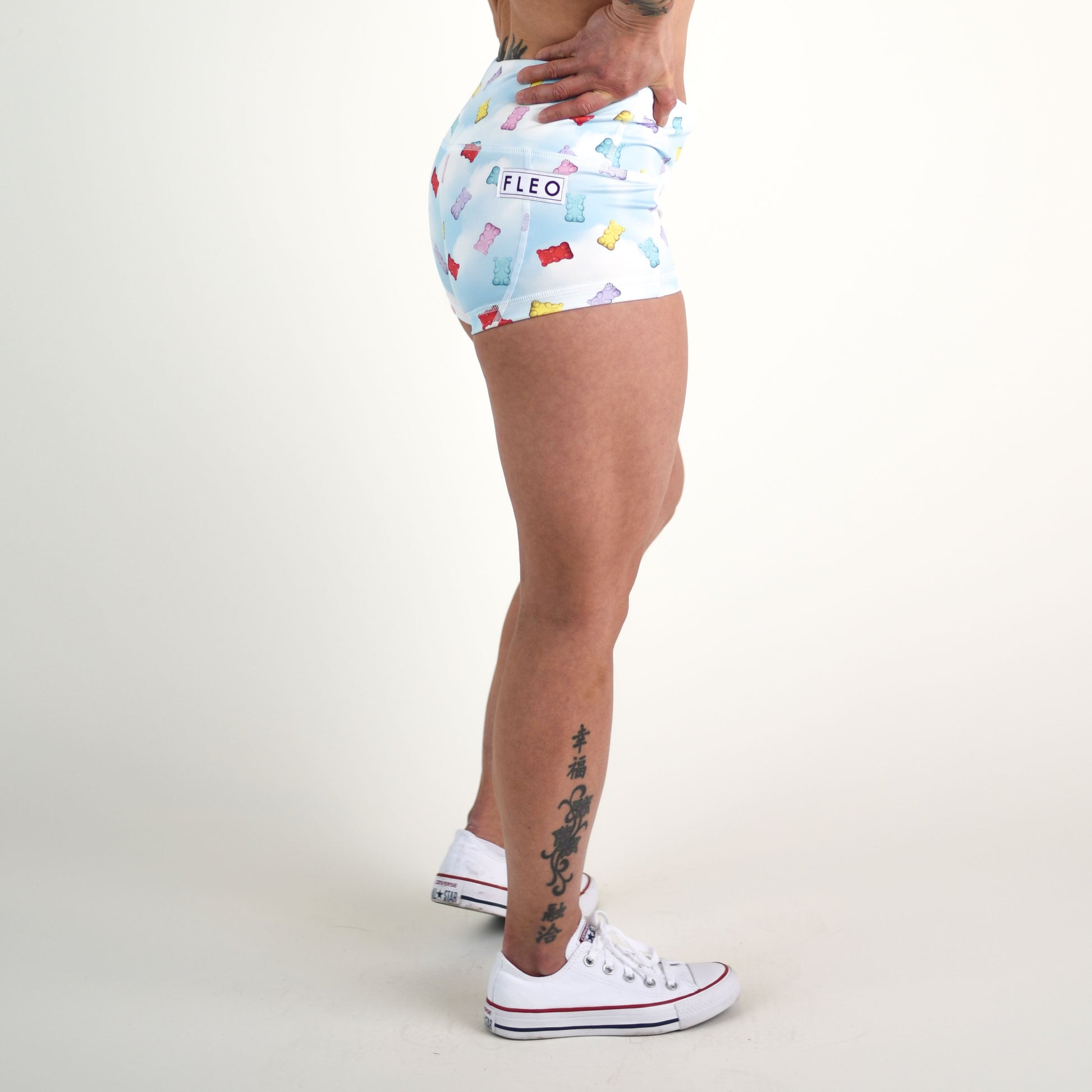 FLEO - Gummy Bear Sky Low Rise Contour - Shorts - gummy-bear-3