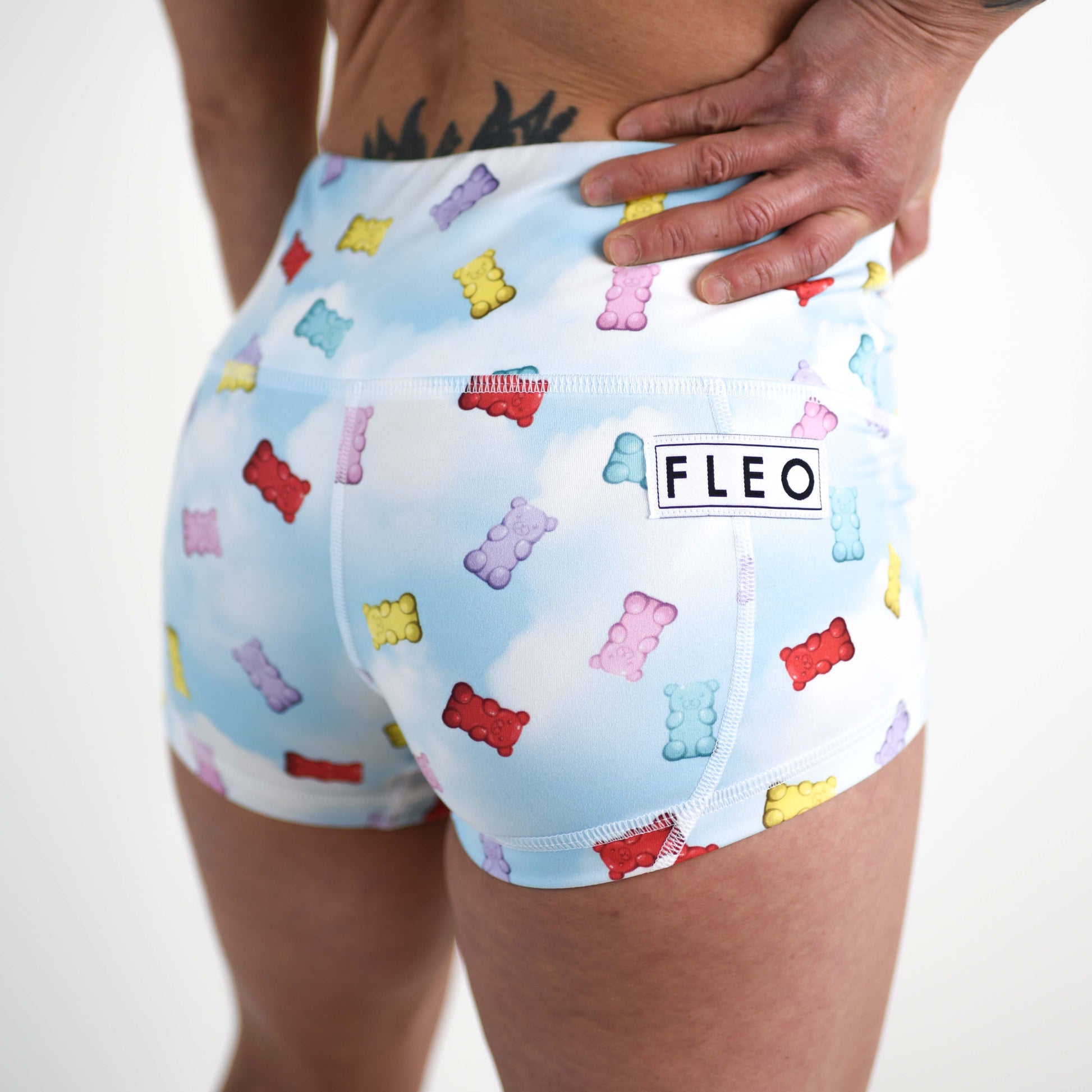FLEO - Gummy Bear Sky Low Rise Contour - Shorts - gummy-bear-5