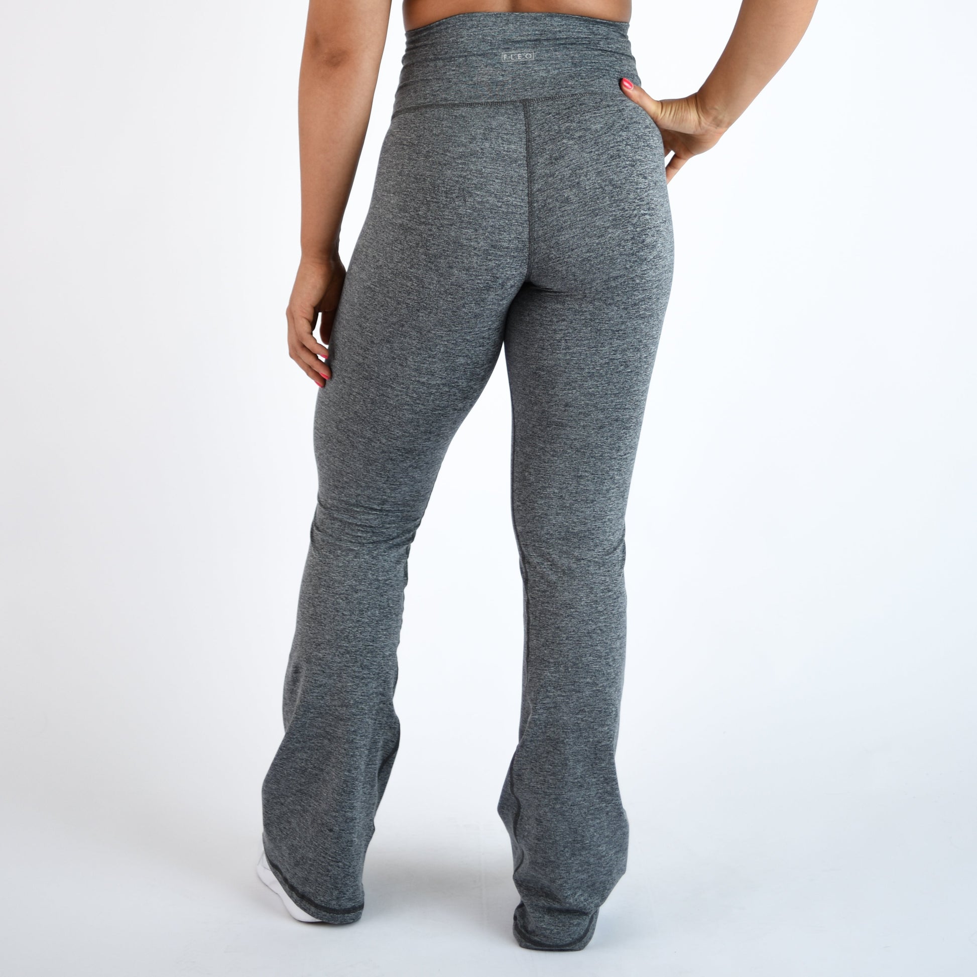 FLEO - Flare Legging - Higher Rise - Leggings - h.asphlat-flare-5