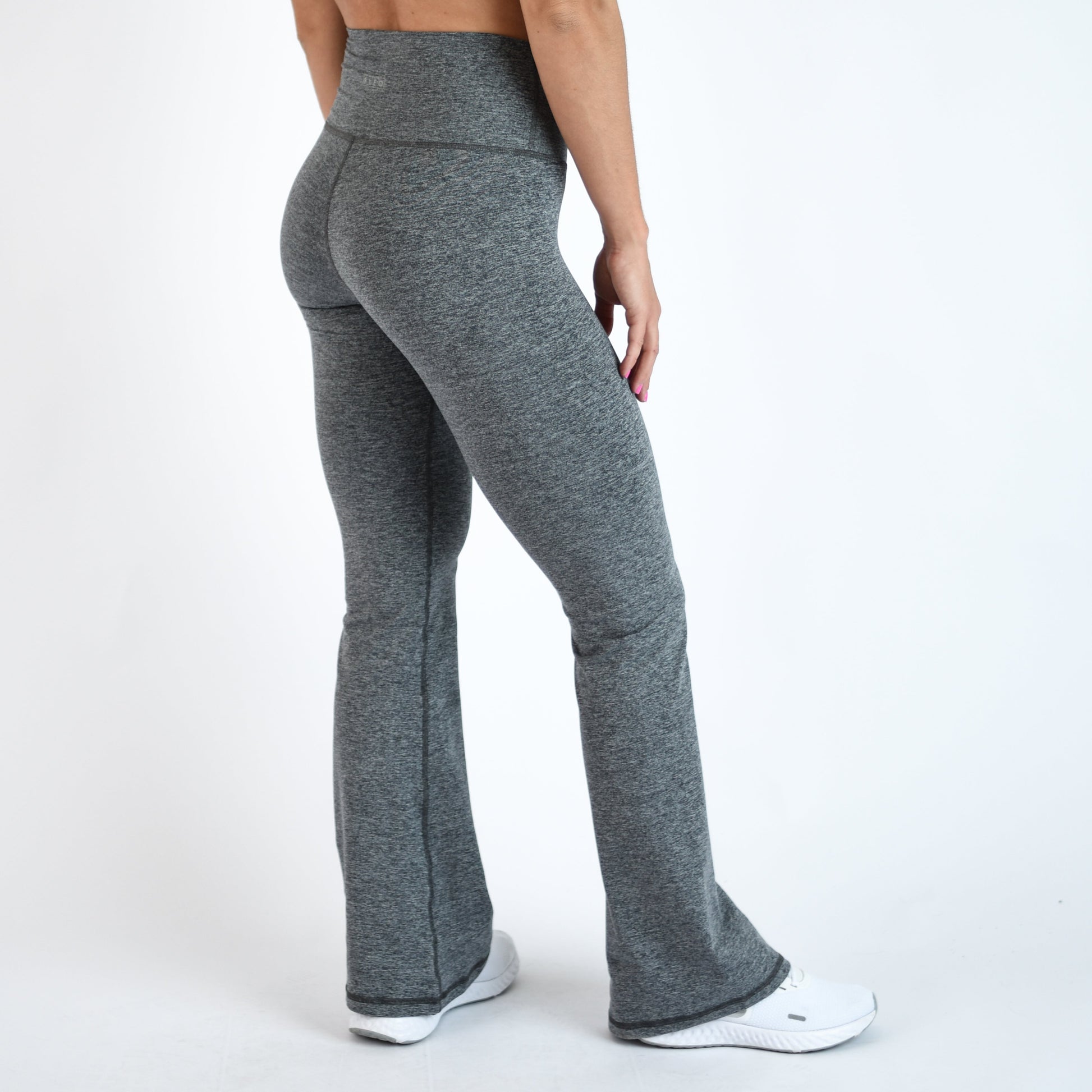 FLEO - Flare Legging - Higher Rise - Leggings - h.asphlat-flare-9