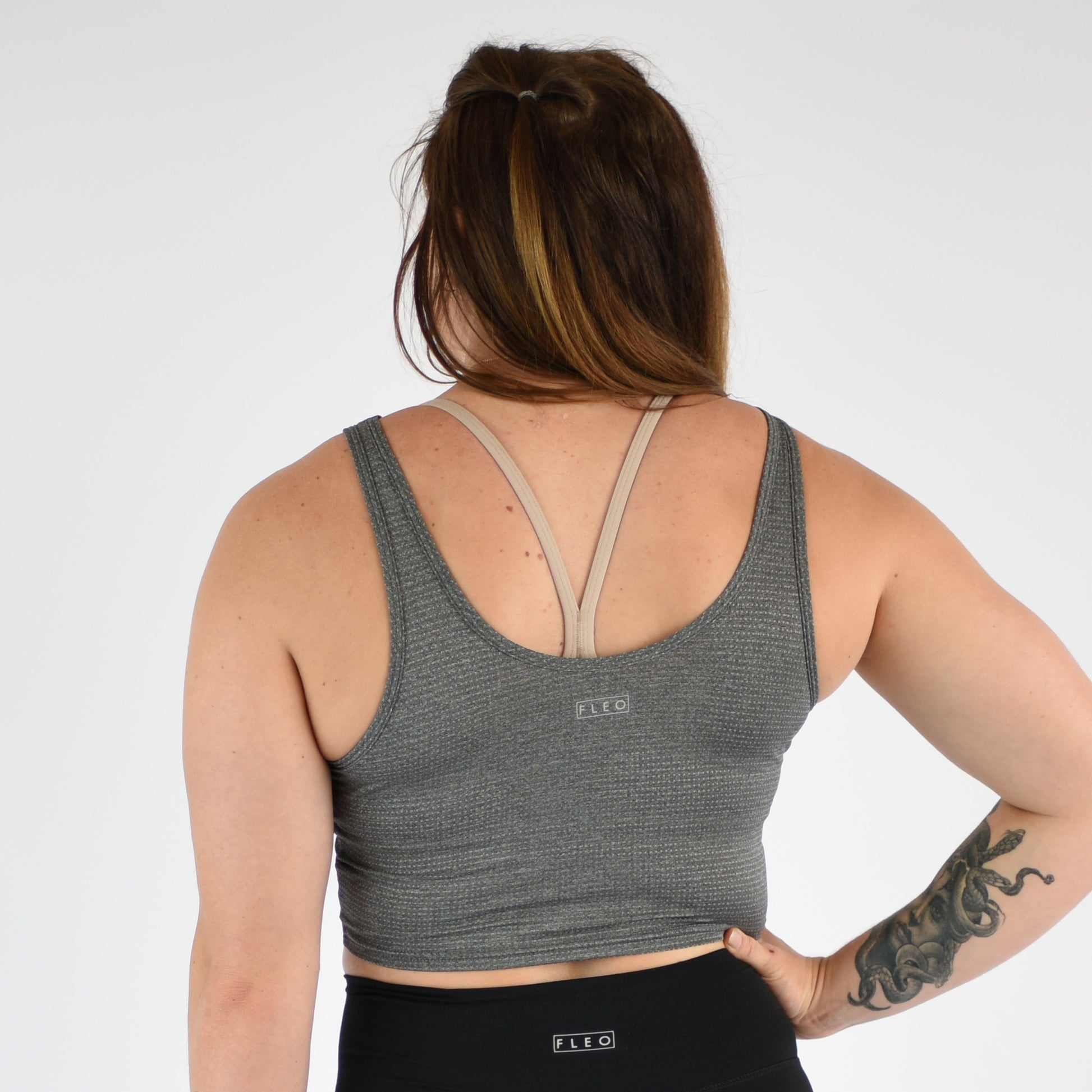 FLEO - Breeze Crop Tank - Fitted - Tank - heather-black-4_550c61af-c8b8-4481-8a44-3de5c97f7a40