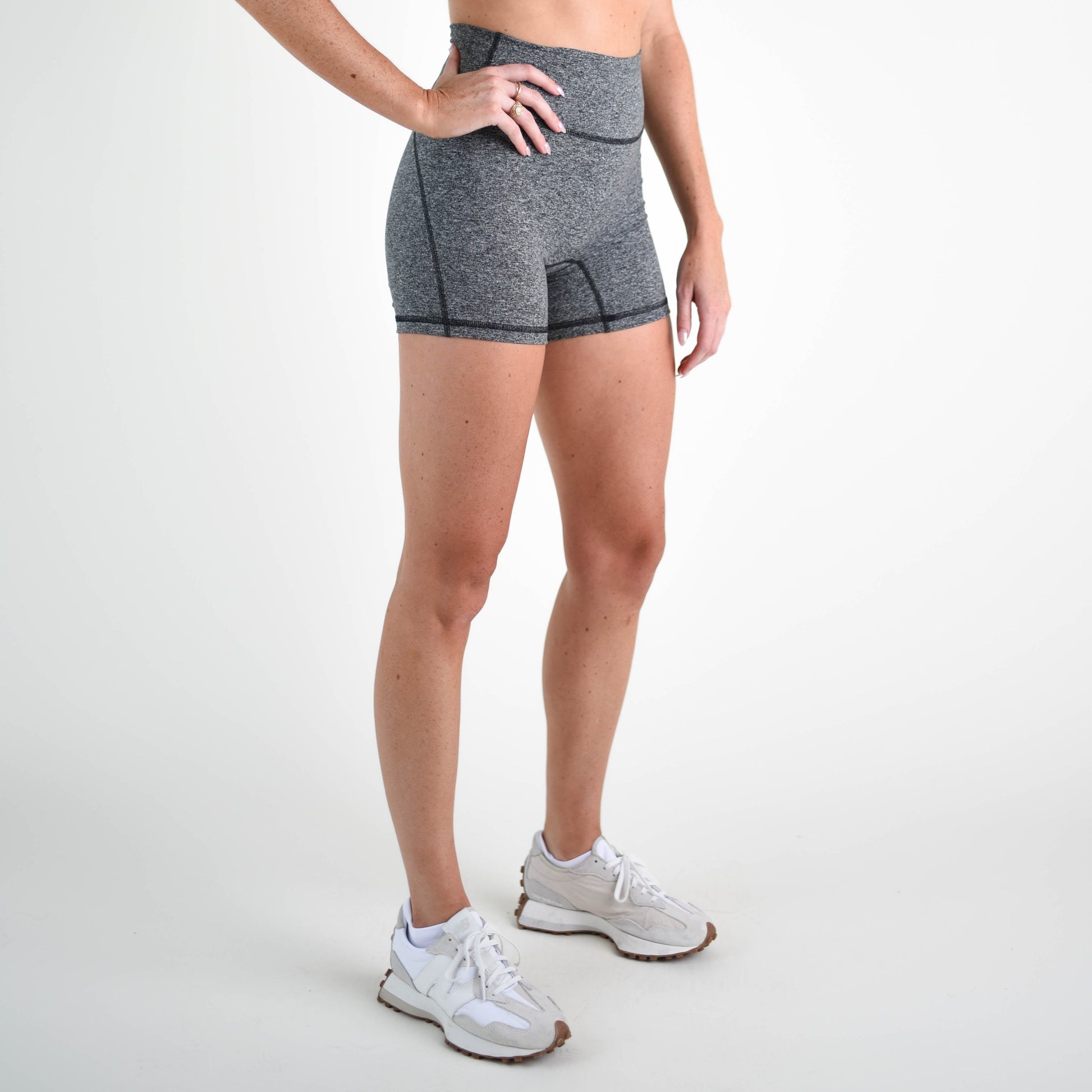 FLEO - Charge Short 5" - No Front Seam - Higher Rise - Shorts - heather-gray-bailey-2