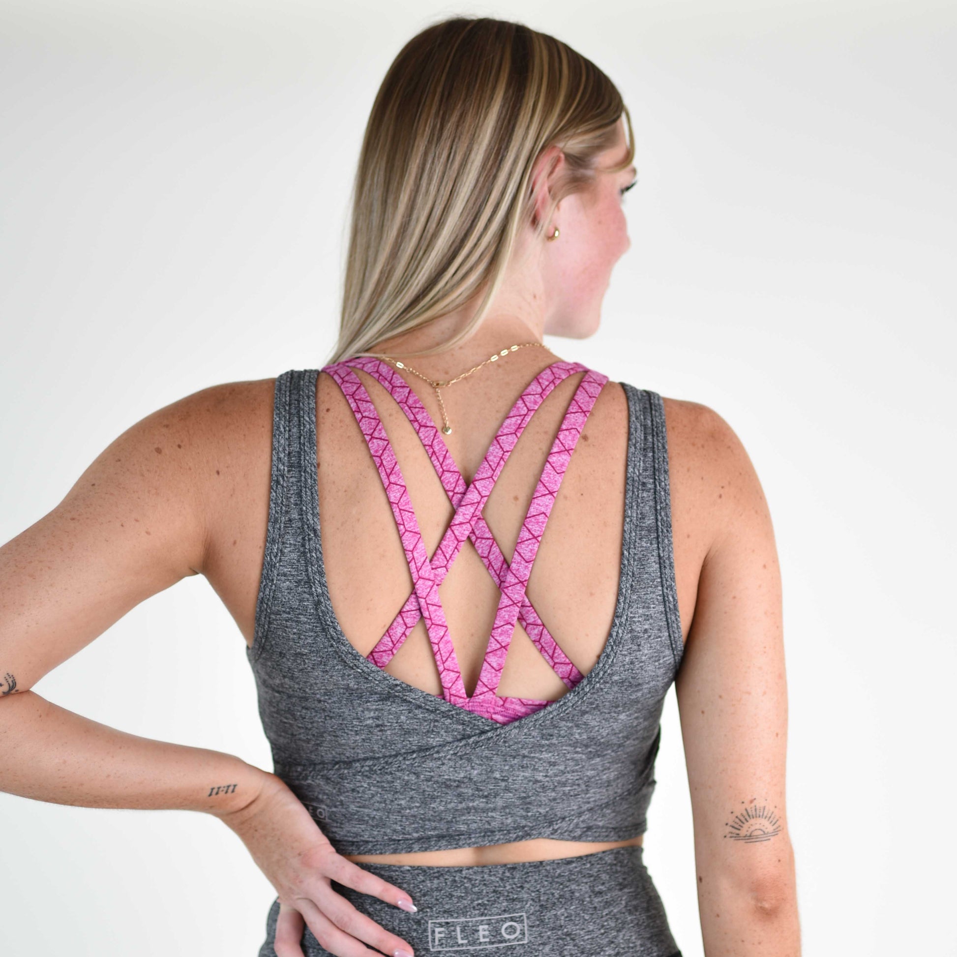 FLEO - Wrap Crop Tank - Fitted - Tank - heather-gray-bailey-4_e7fa571d-43b0-4a71-8e55-c4af7c61bbf8