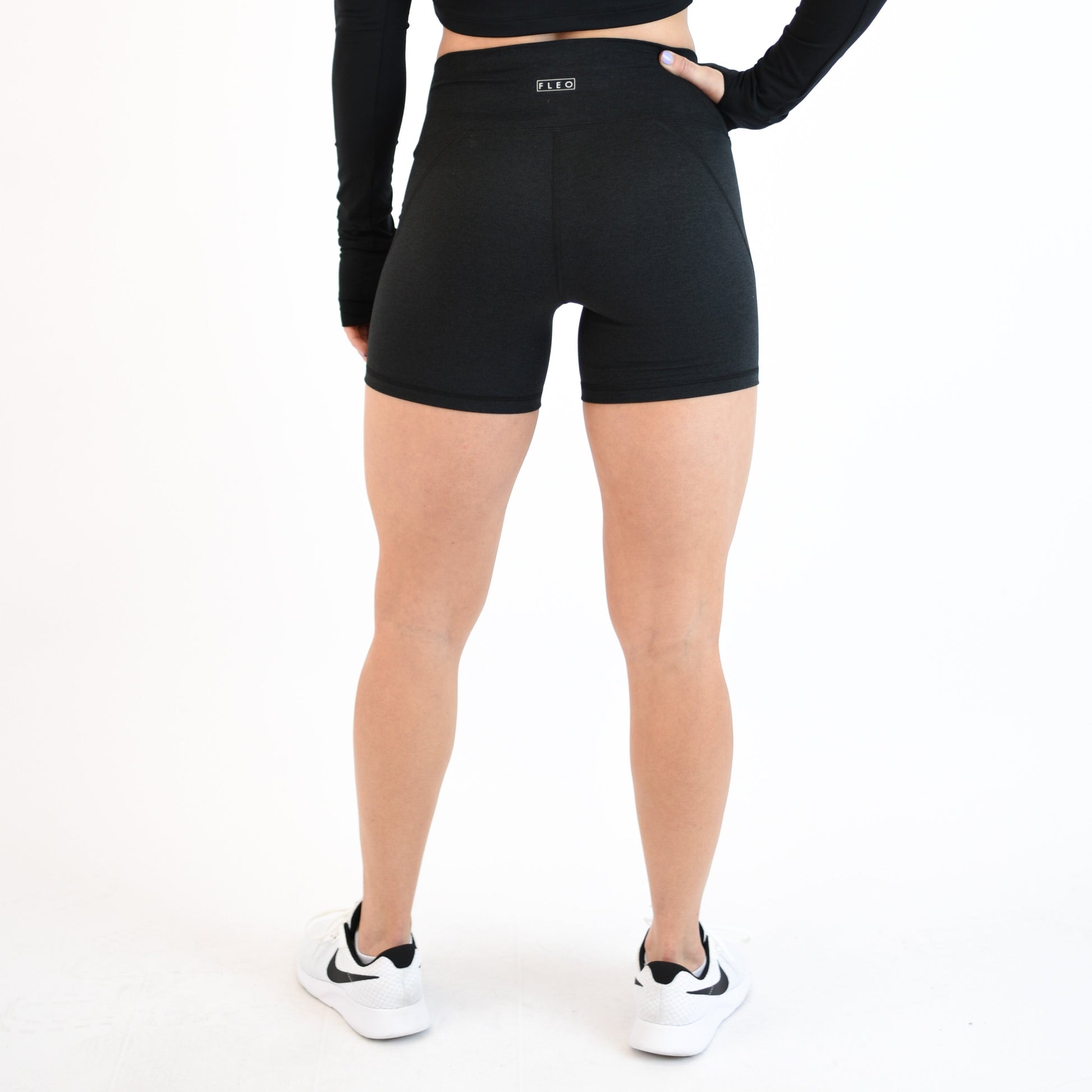 FLEO - Charge Short 5" - No Front Seam - Higher Rise - Shorts - heatherblack-6_6baf17f5-47e0-48e2-a9e6-b6ede4665bd2