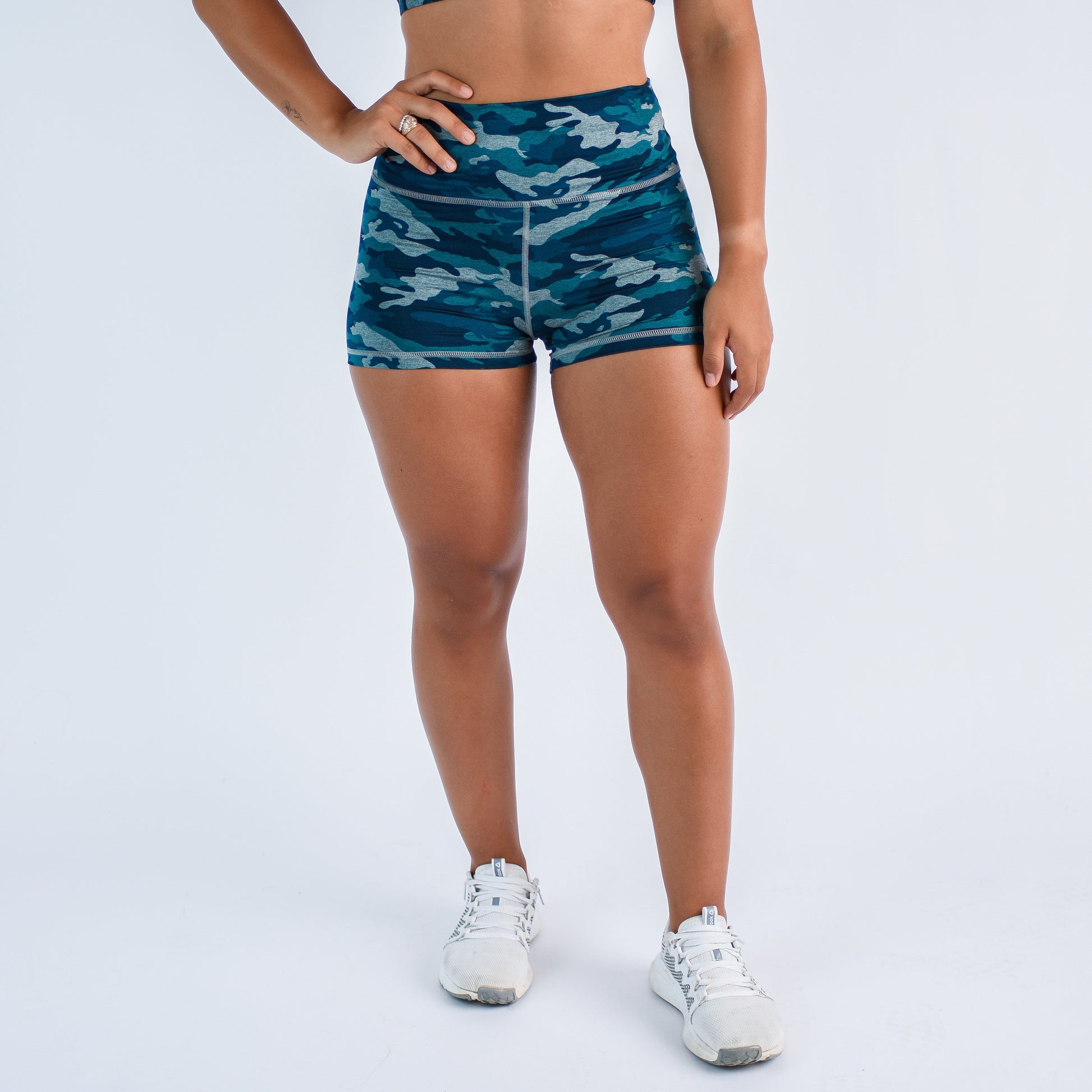 FLEO - True High Original Short 2.5" - Higher Rise - Shorts - hgolbintho-1