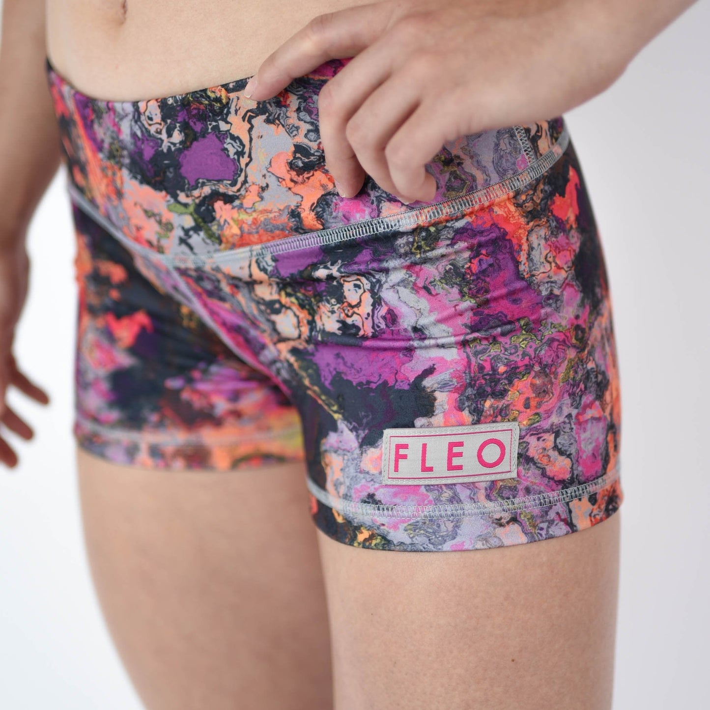 FLEO - 3.25 Short - Mid Rise - Sale - hot-lave-3