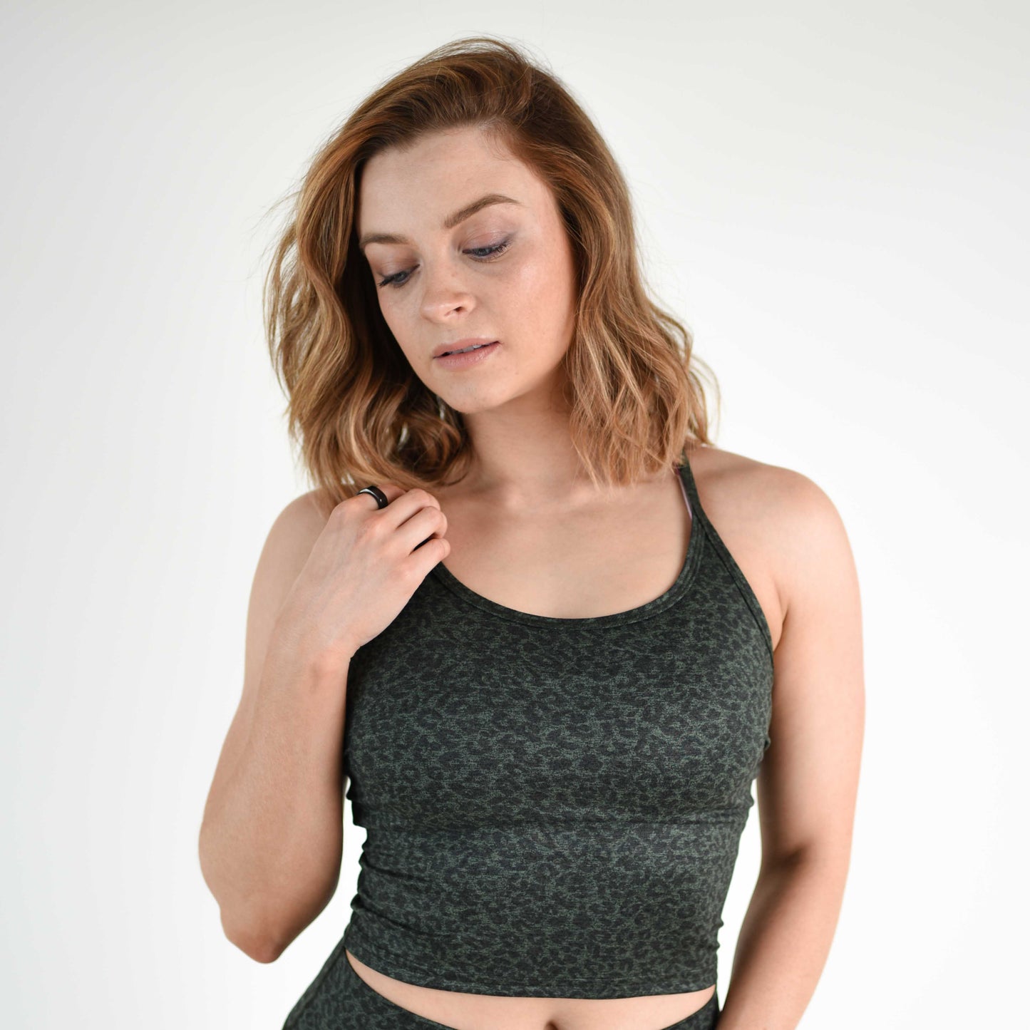 FLEO - Switch Up Crop Tank - Fitted - Tank - hunter-green-leo-1_f2c16041-6236-492d-9dc5-ea051156be68