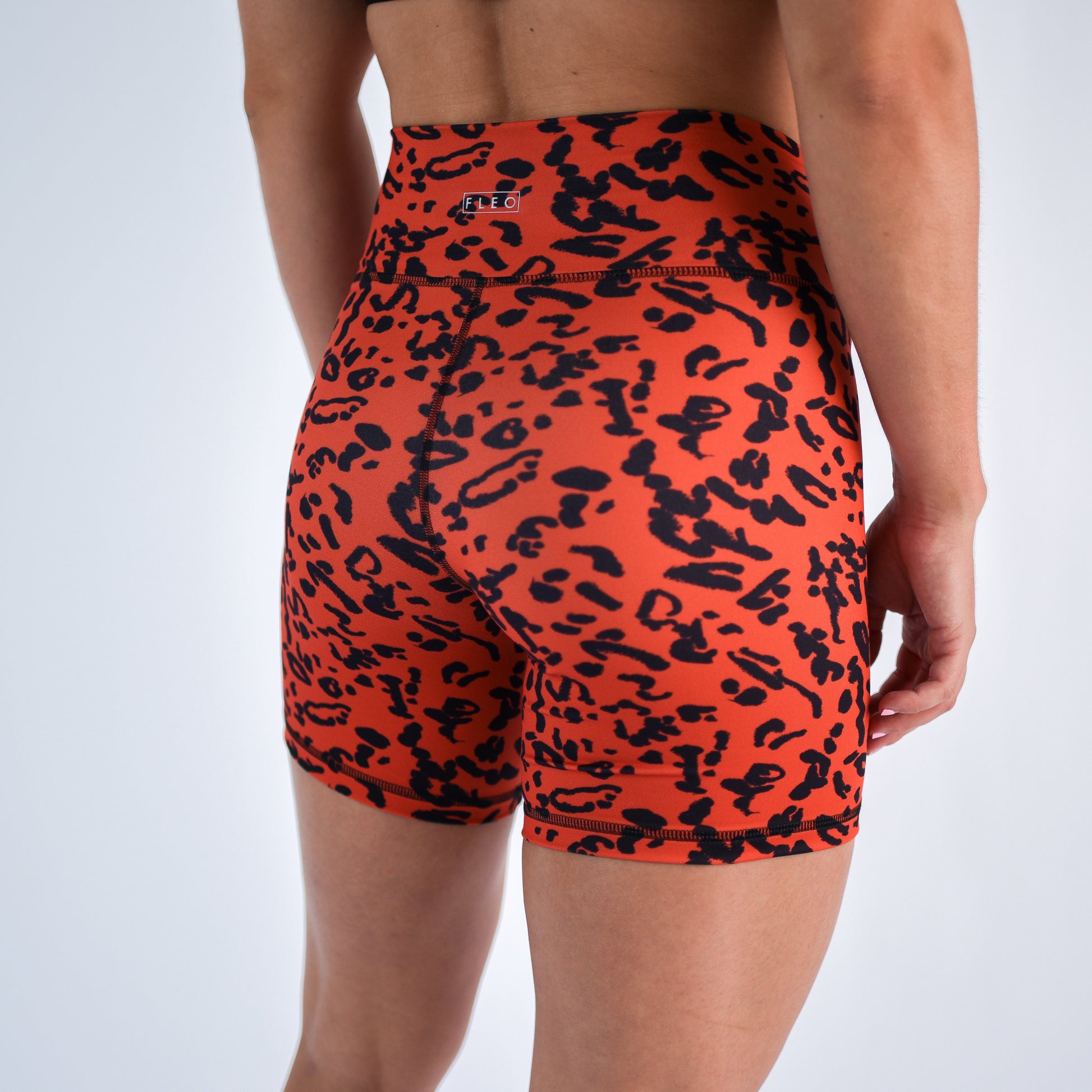 FLEO - Pedal Short 6" - No Front Seam - Higher Rise - Shorts - leo-nfs-syd-3