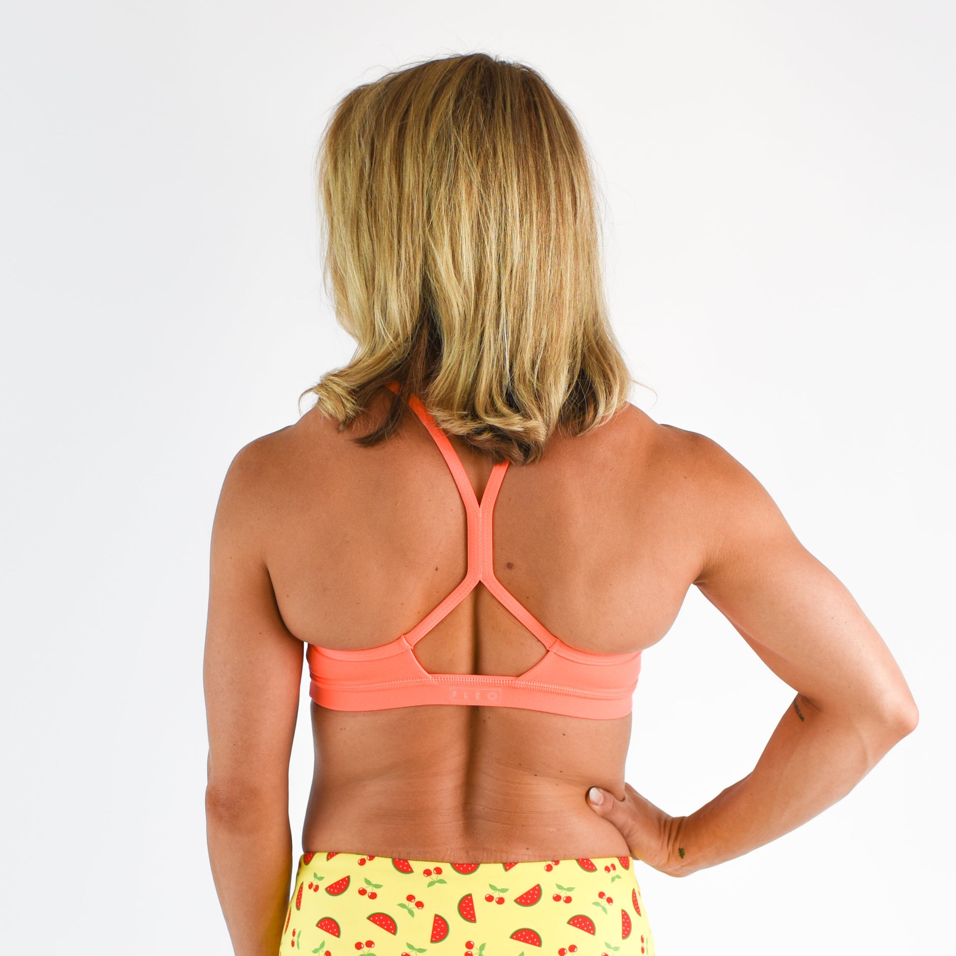 FLEO - Reinette Sports Bra - Medium Support - Sports Bra - neon-coral-4