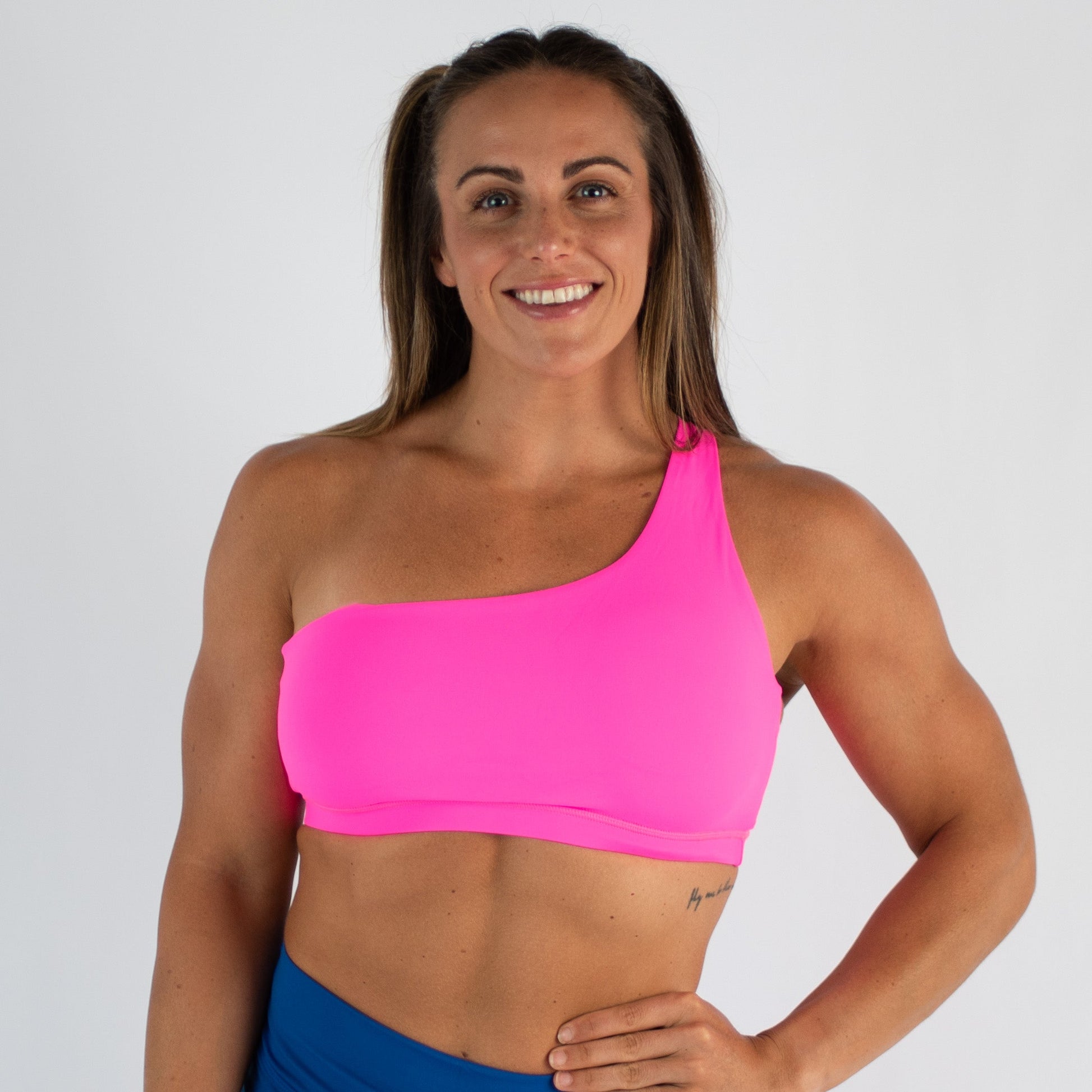 FLEO - Sylvie Sports Bra - Medium Support - Sports Bra - neonpinksylvie-1