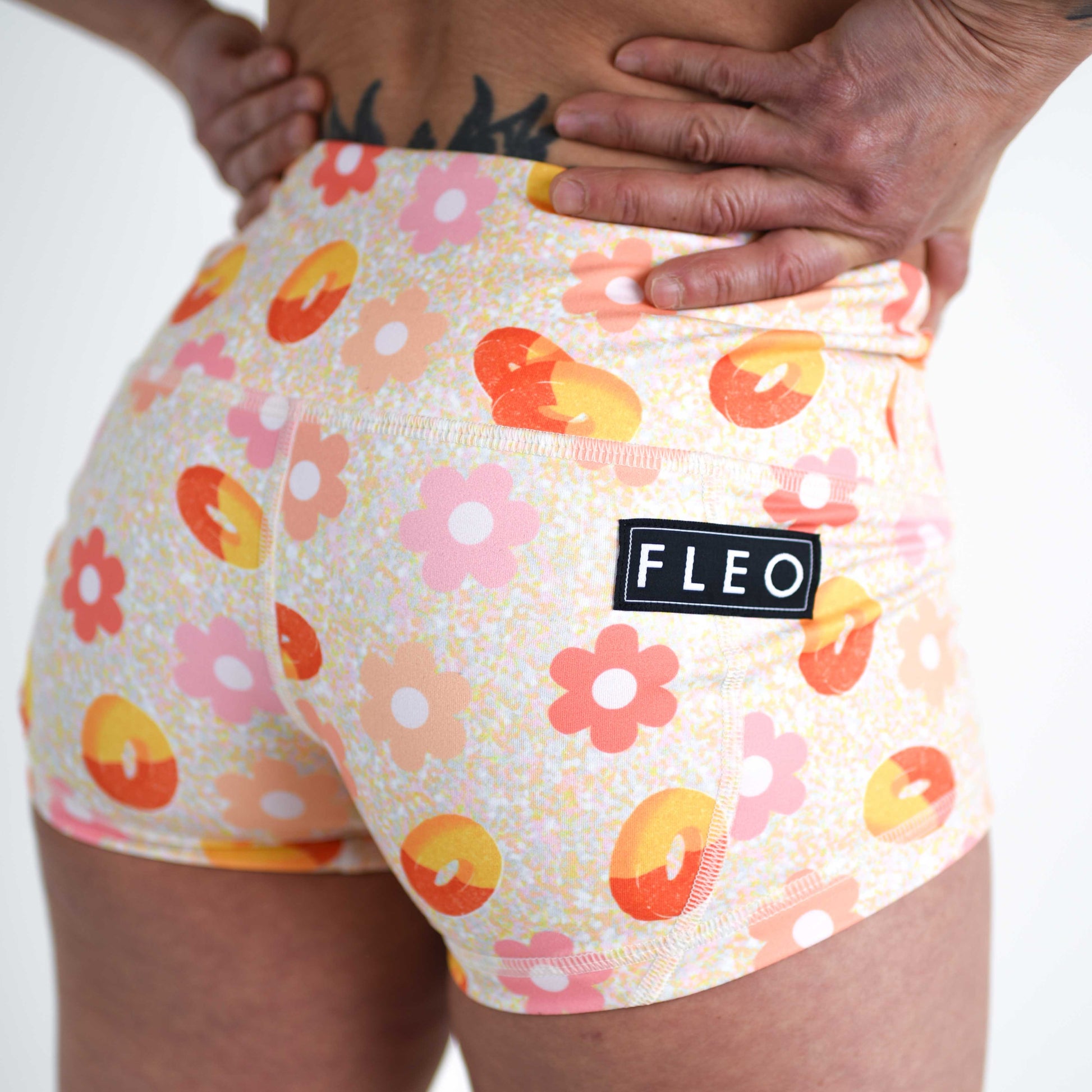 FLEO - Low Rise Contour Short 2.5" - Shorts - peach-ring-5