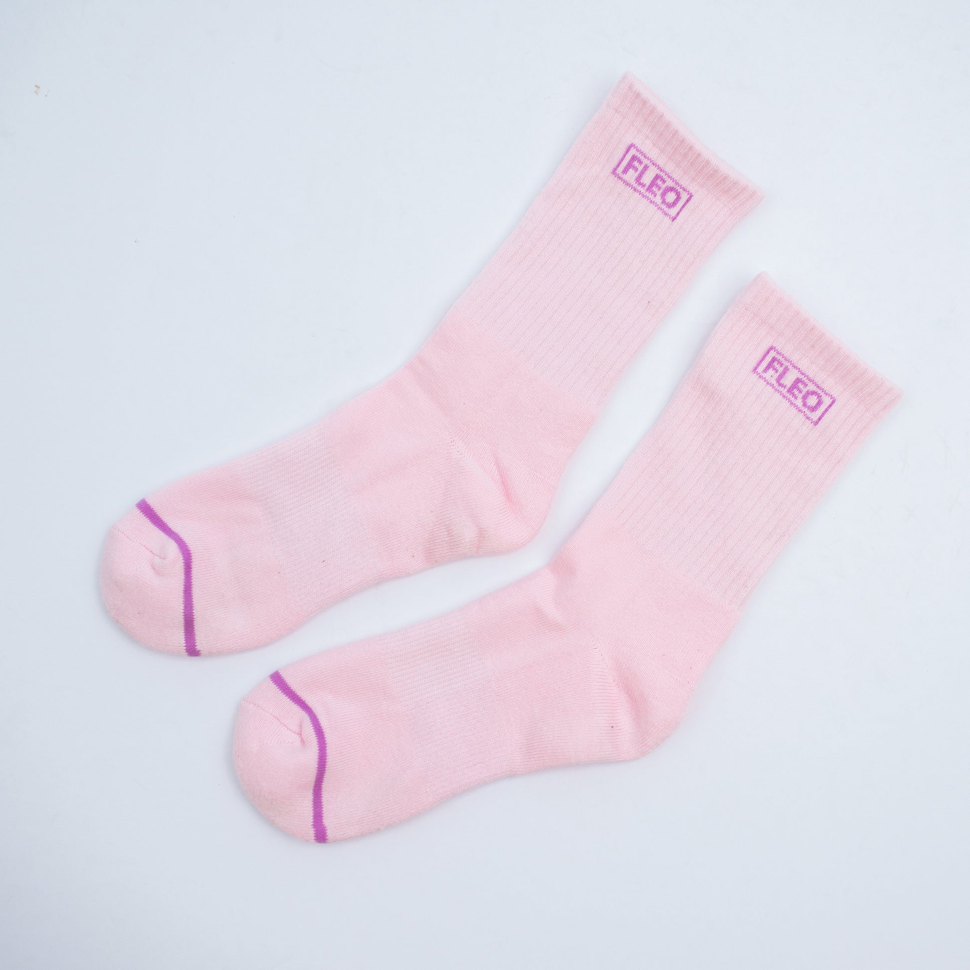 FLEO - Crew Socks - Side Logo - Accessory - pinkcrew-3
