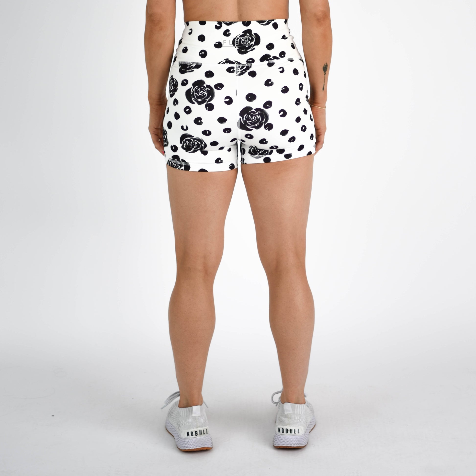 FLEO - V Waistband Short 3.5" - High Rise - Shorts - rose-dot-6_1469b403-3369-4919-bb2c-5169a142affd