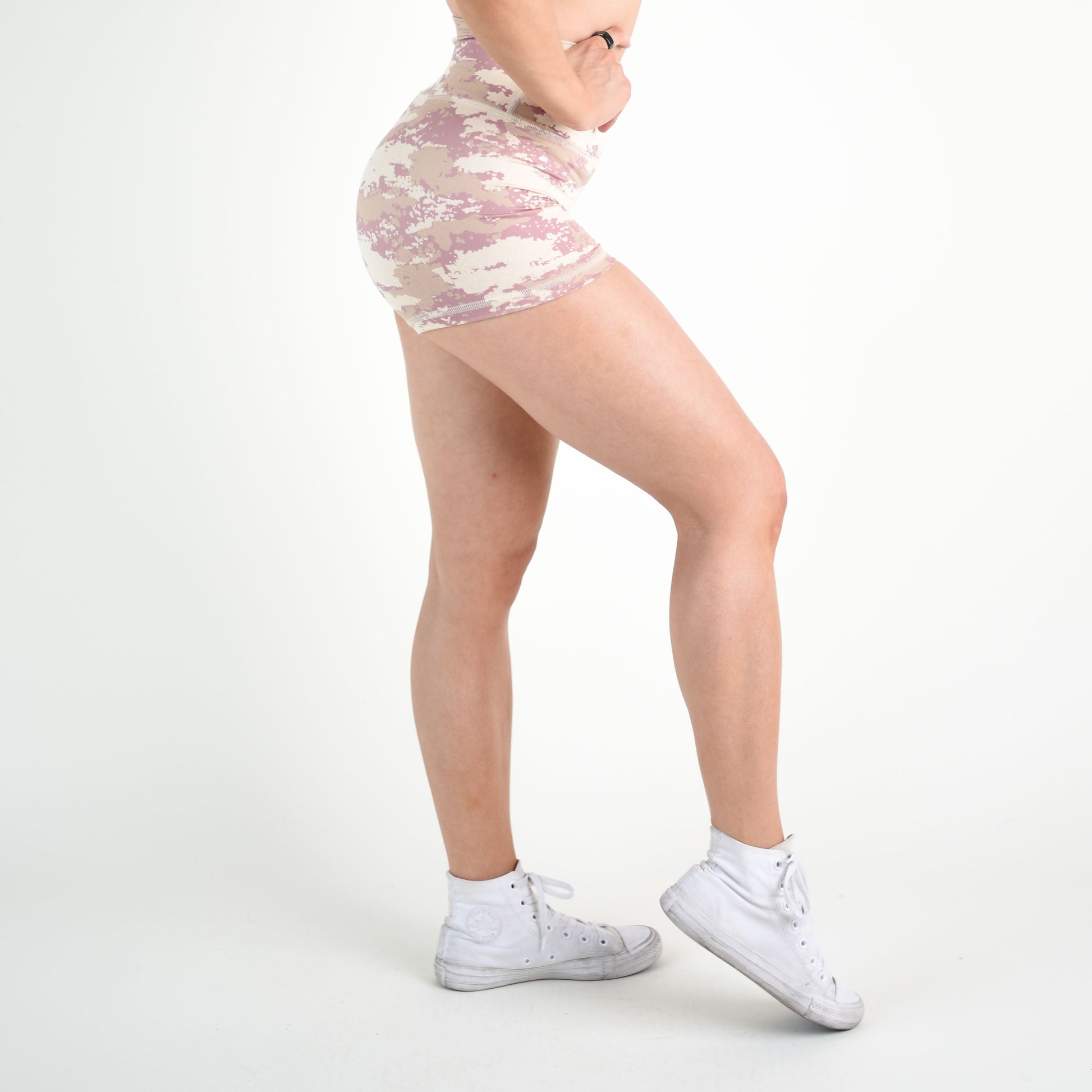 FLEO - True High Original Short 2.5" - Higher Rise - Shorts - sand-pink-3_c042e257-88c2-4502-8c99-d7c8efc91d2f