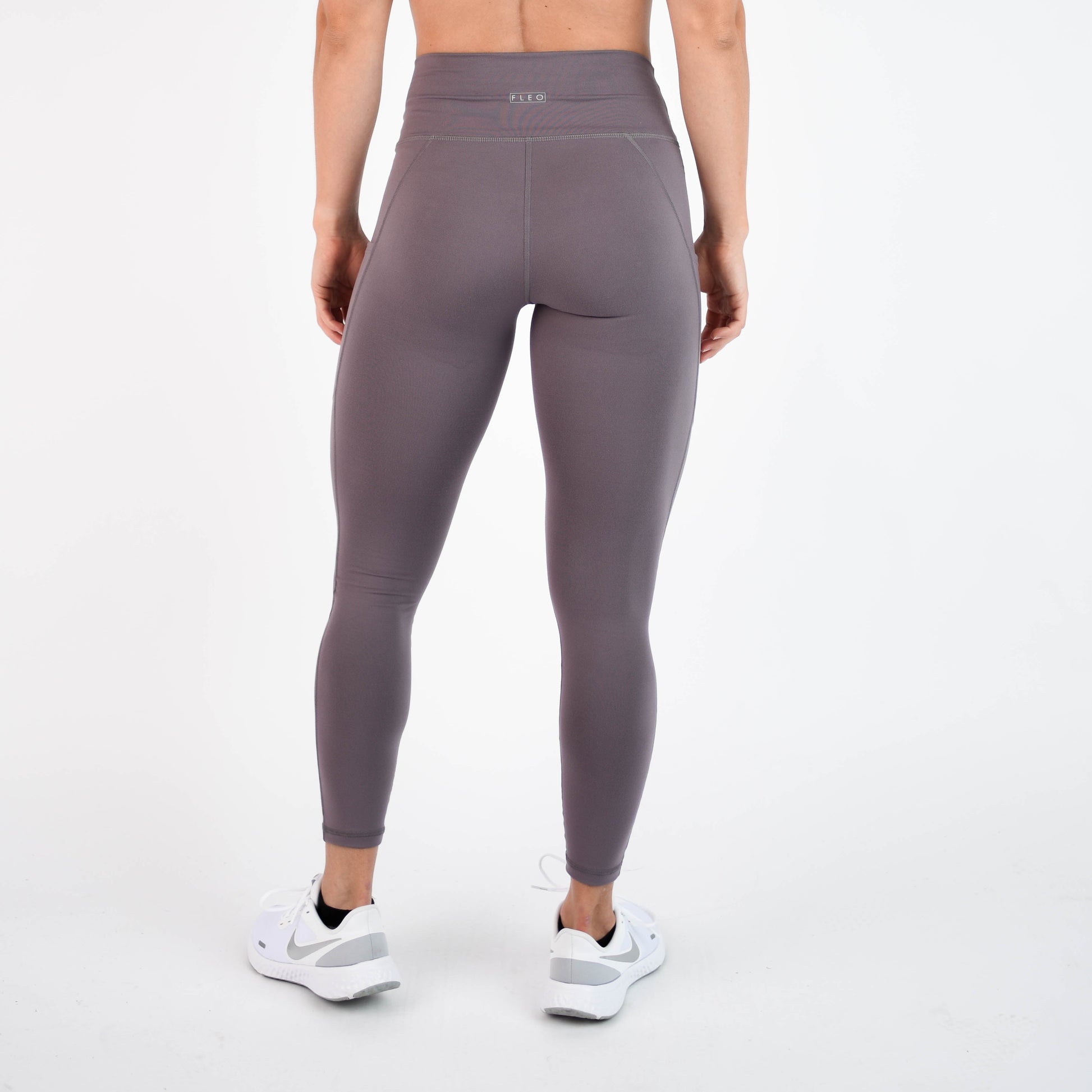 FLEO - Reverie Pocket Leggings 25" - High Rise - Leggings - shark-11