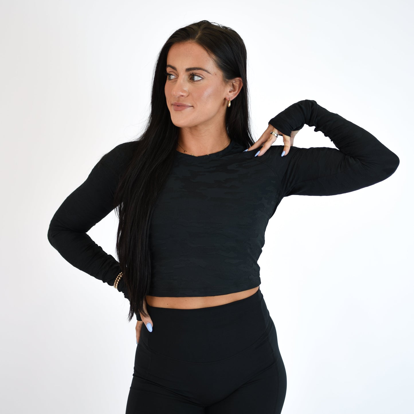 FLEO - Foundation Crop Long Sleeve - Long Sleeve - smaller-1_d0f62216-117b-4a83-a868-b3662a3f1a3d