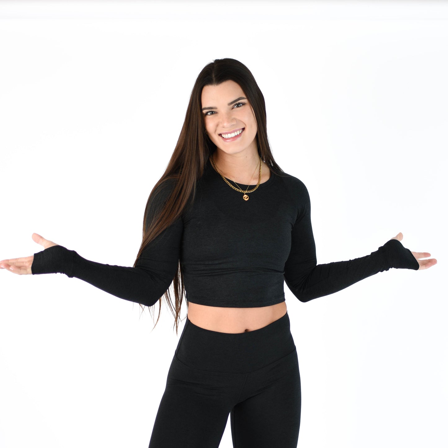 FLEO - Foundation Crop Long Sleeve - Long Sleeve - smaller-2_5ff96e31-6492-431b-8cd4-e53b45406712