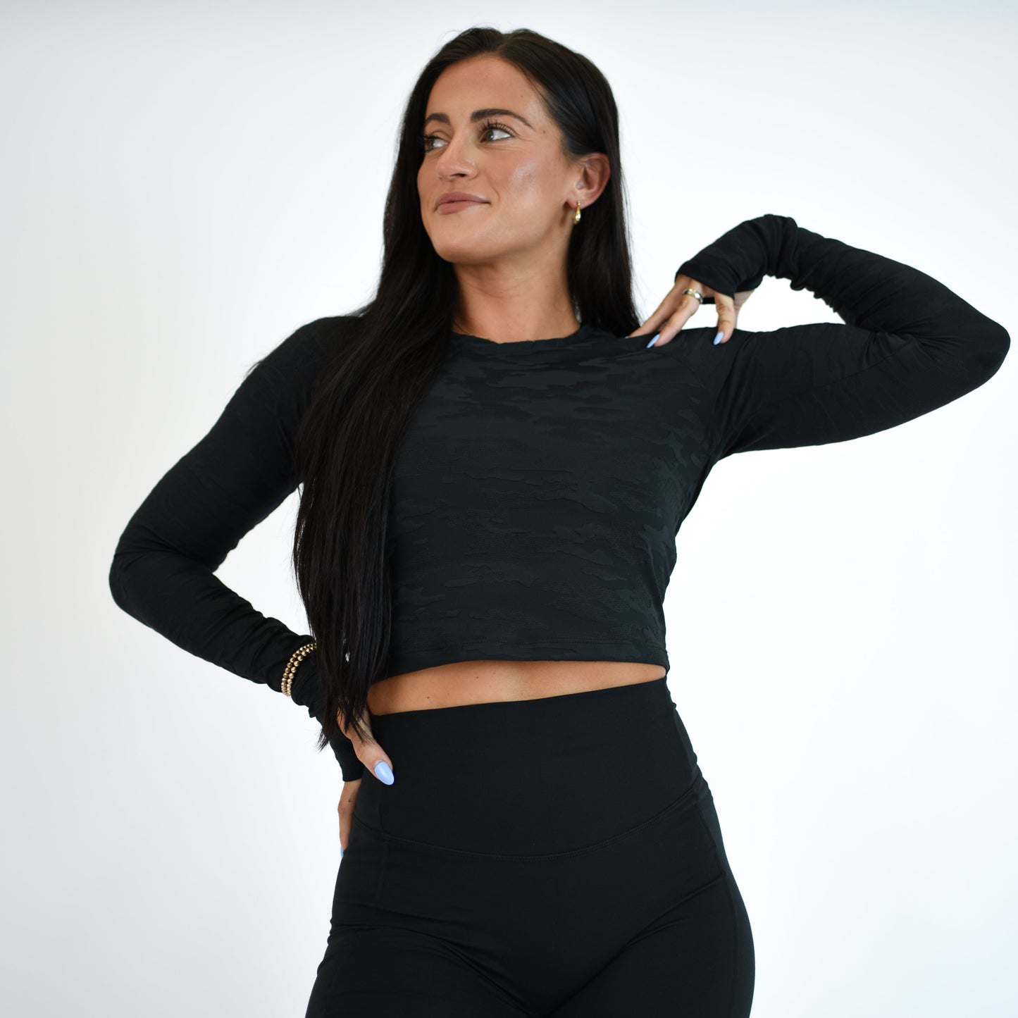 FLEO - Foundation Crop Long Sleeve - Long Sleeve - smaller-3_9a13f595-e6e2-41e9-b43b-1e2959b3aa42