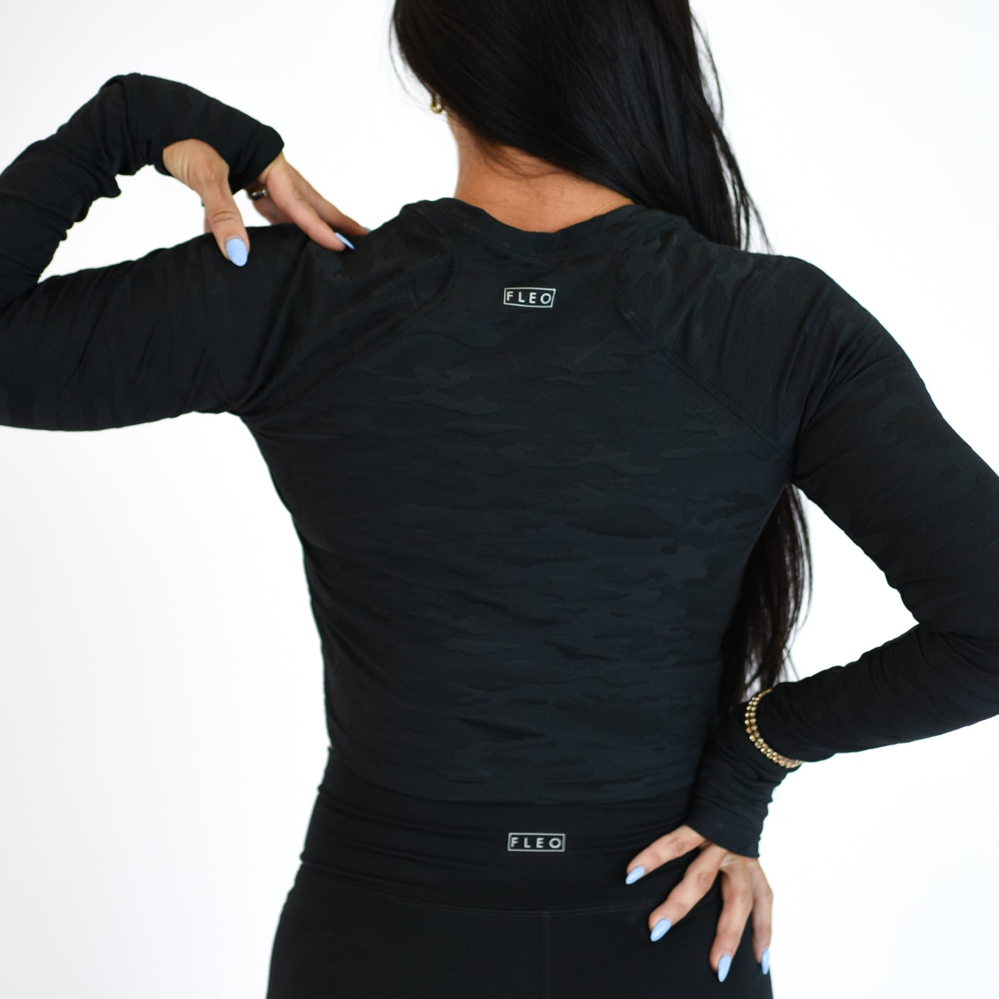 FLEO - Foundation Crop Long Sleeve - Long Sleeve - smaller-8