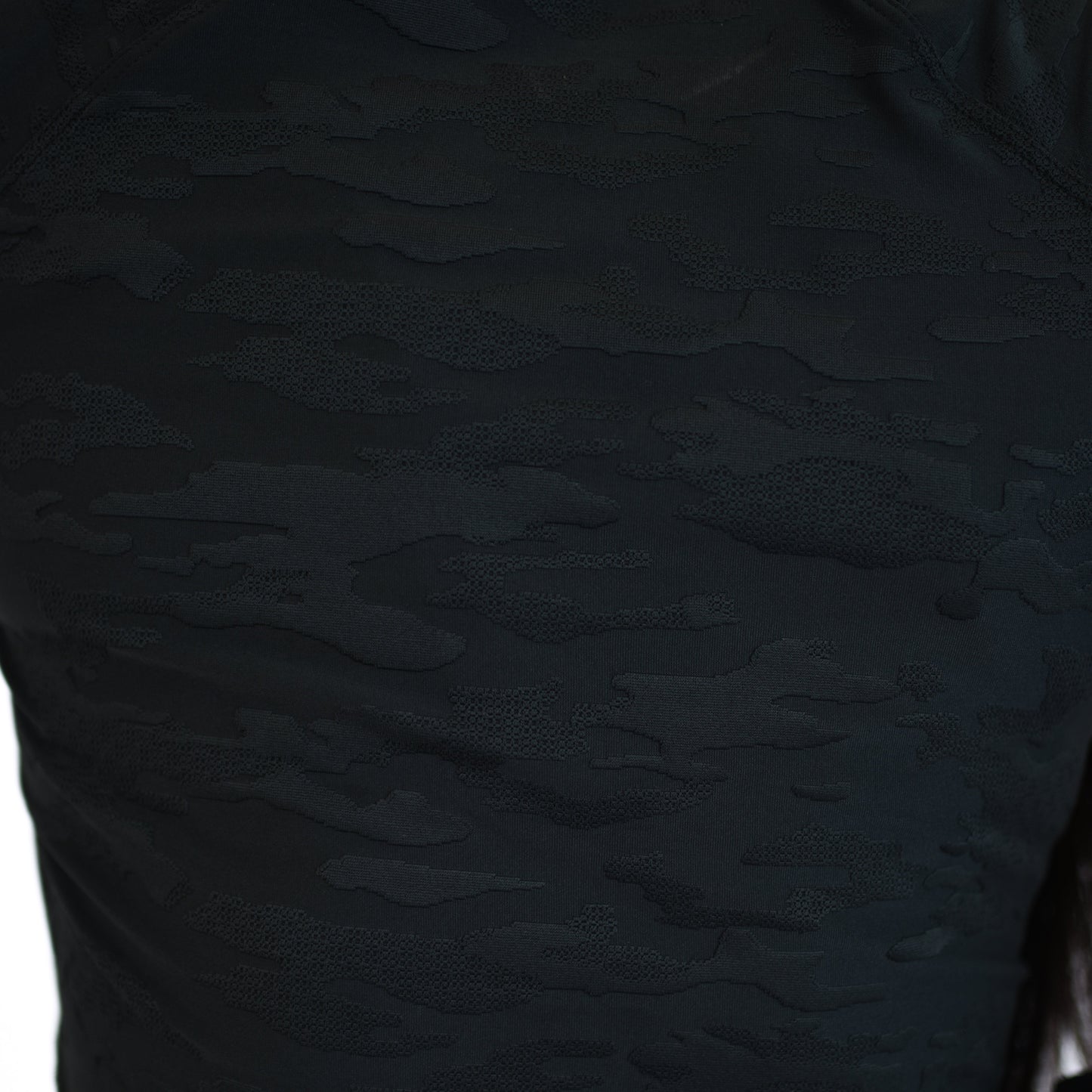 FLEO - Foundation Crop Long Sleeve - Long Sleeve - smaller-9
