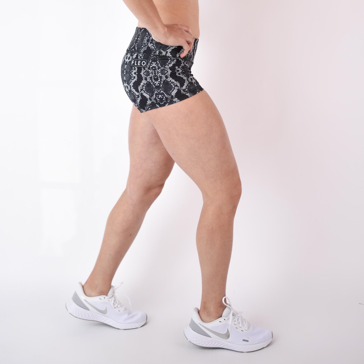 FLEO - Original Short 2.5" - Mid Rise - Shorts - snake-3