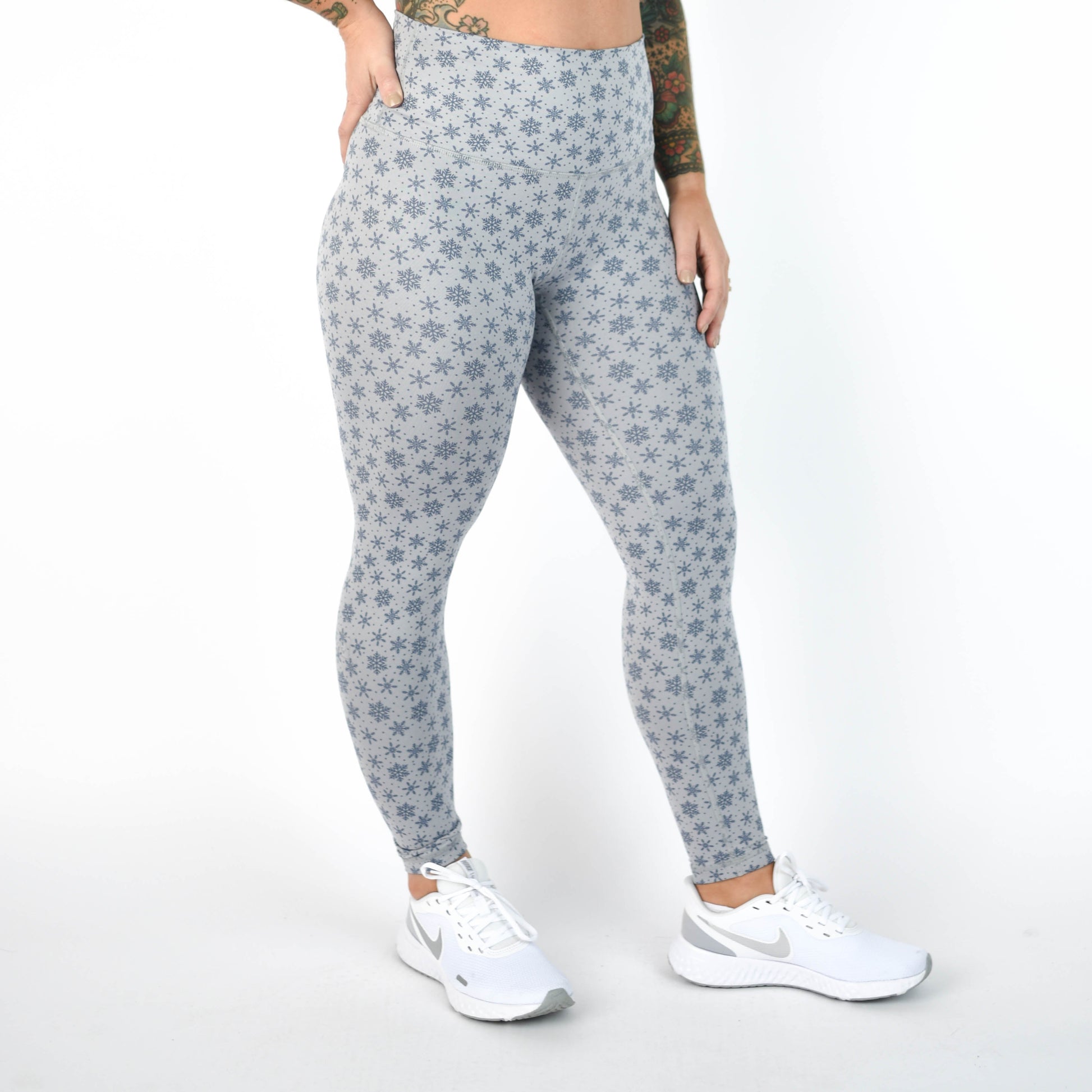 FLEO - El Toro Leggings 25" - High Rise - Sale - snowflake-2_9c0a8476-0d06-4336-88e5-4063619aa87d