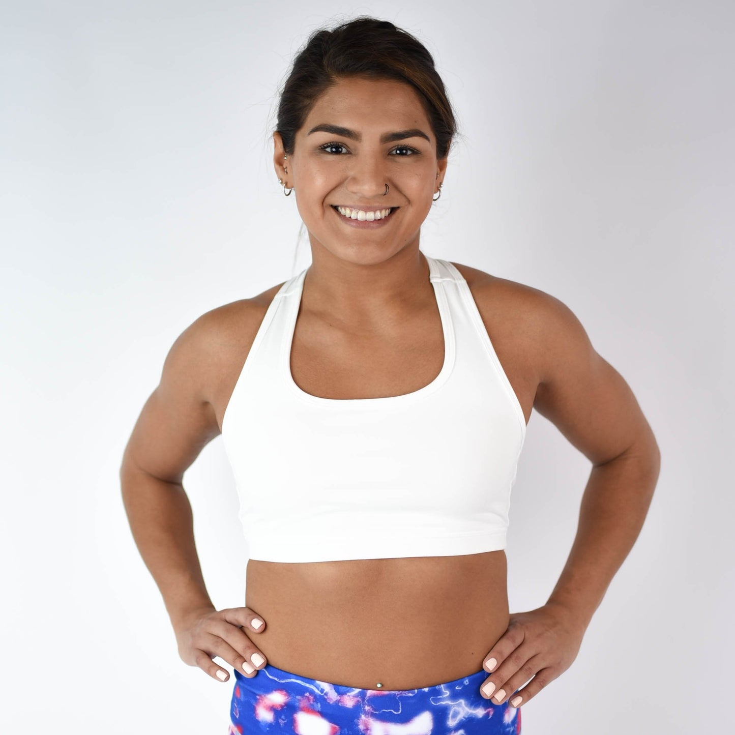 FLEO - Nora Sports Bra - Medium Support - Sale - white-nora-3